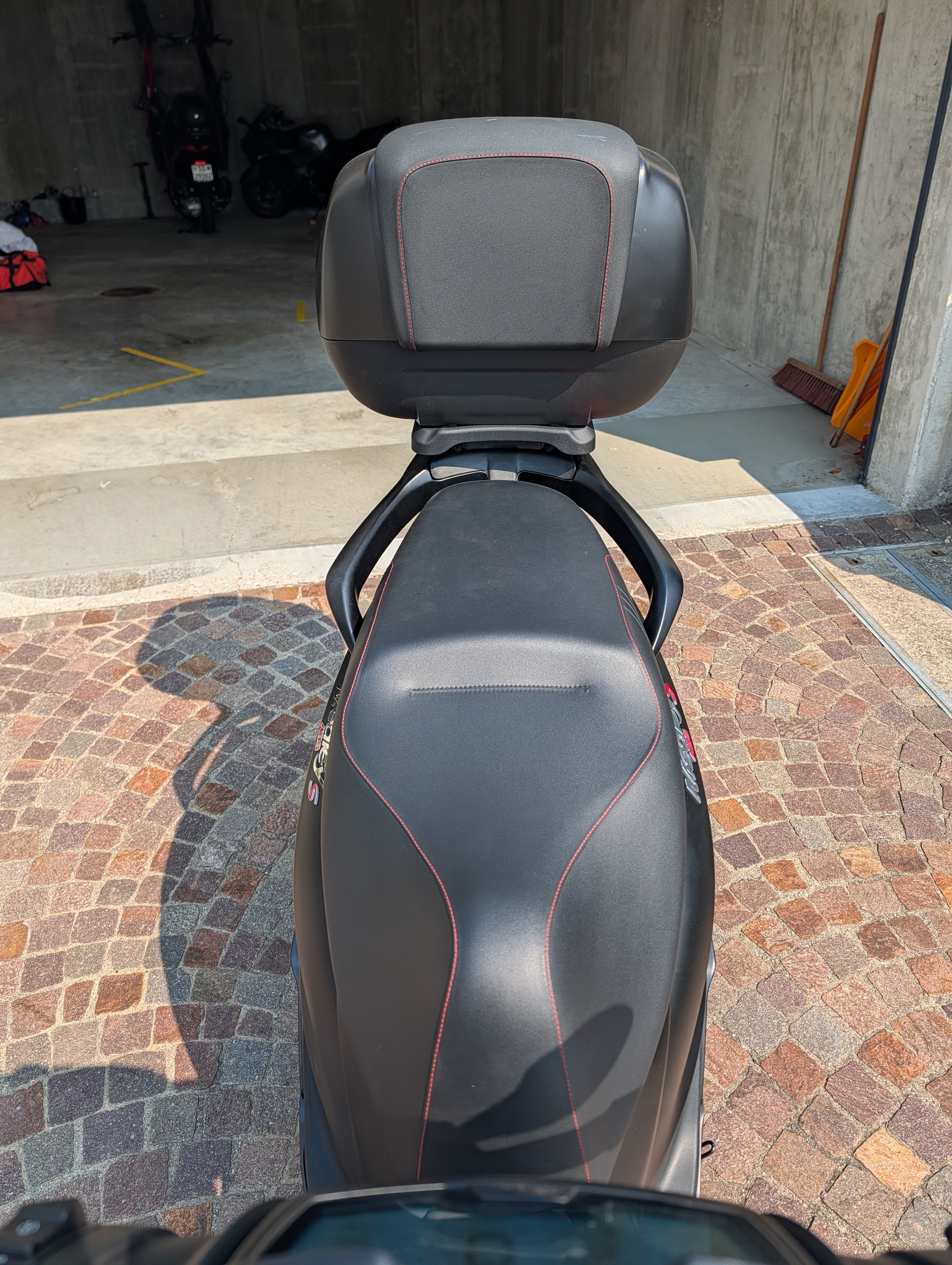 PIAGGIO Medley 125 iGet RST Sport-image-6