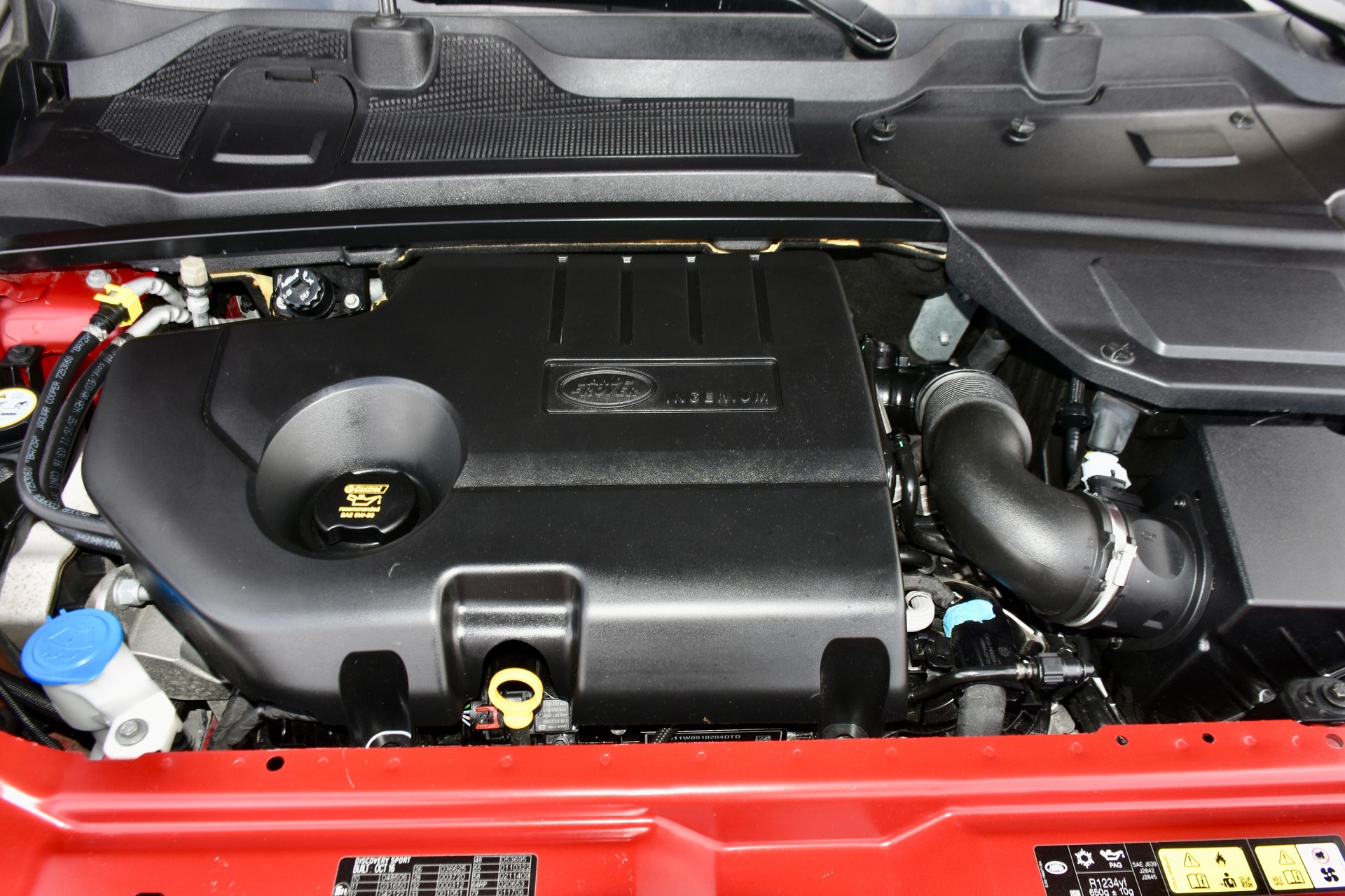 LAND ROVER Discovery Sport 2.0 TD4 SE-image-12