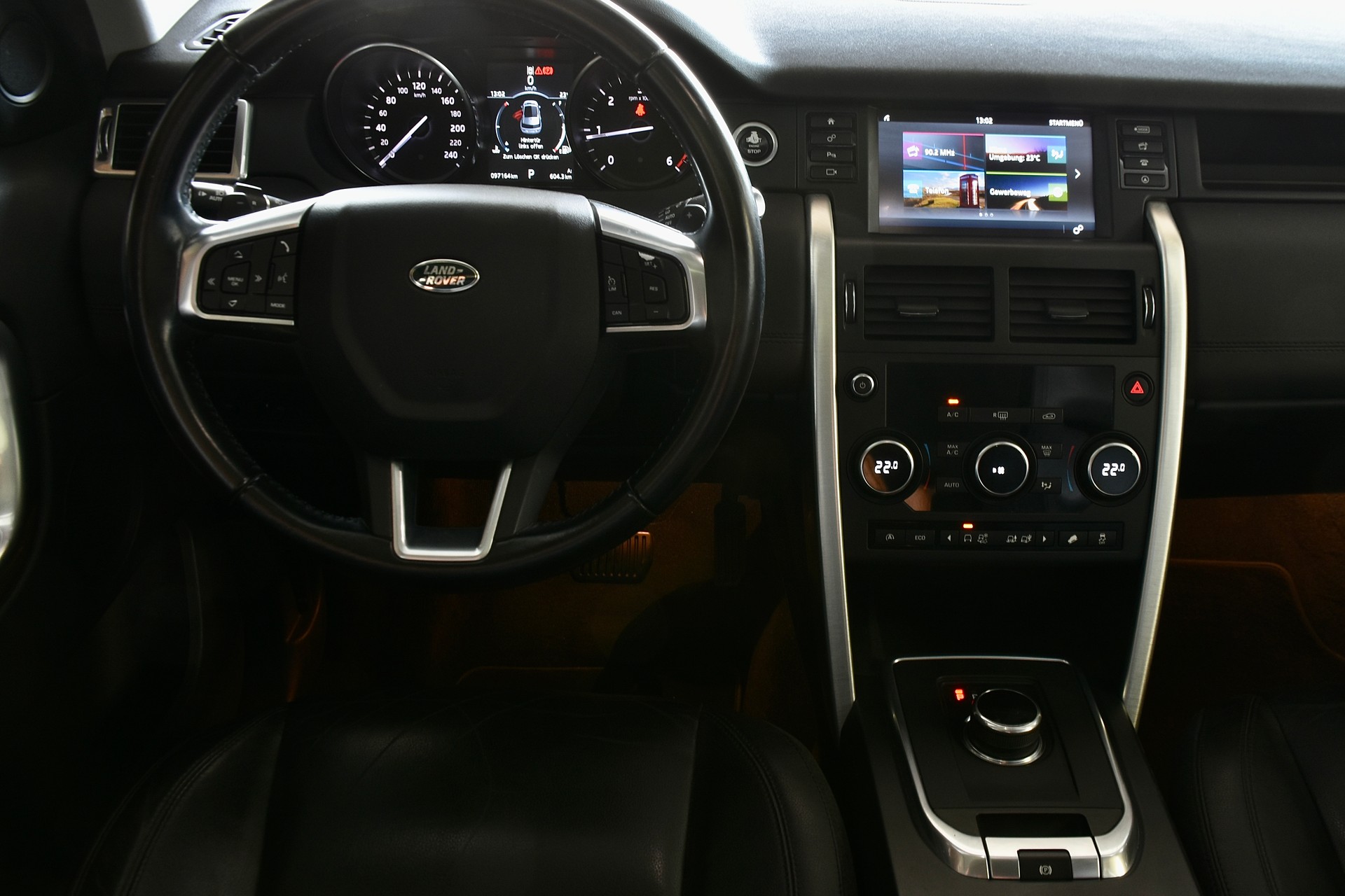 LAND ROVER Discovery Sport 2.0 TD4 SE-image-7