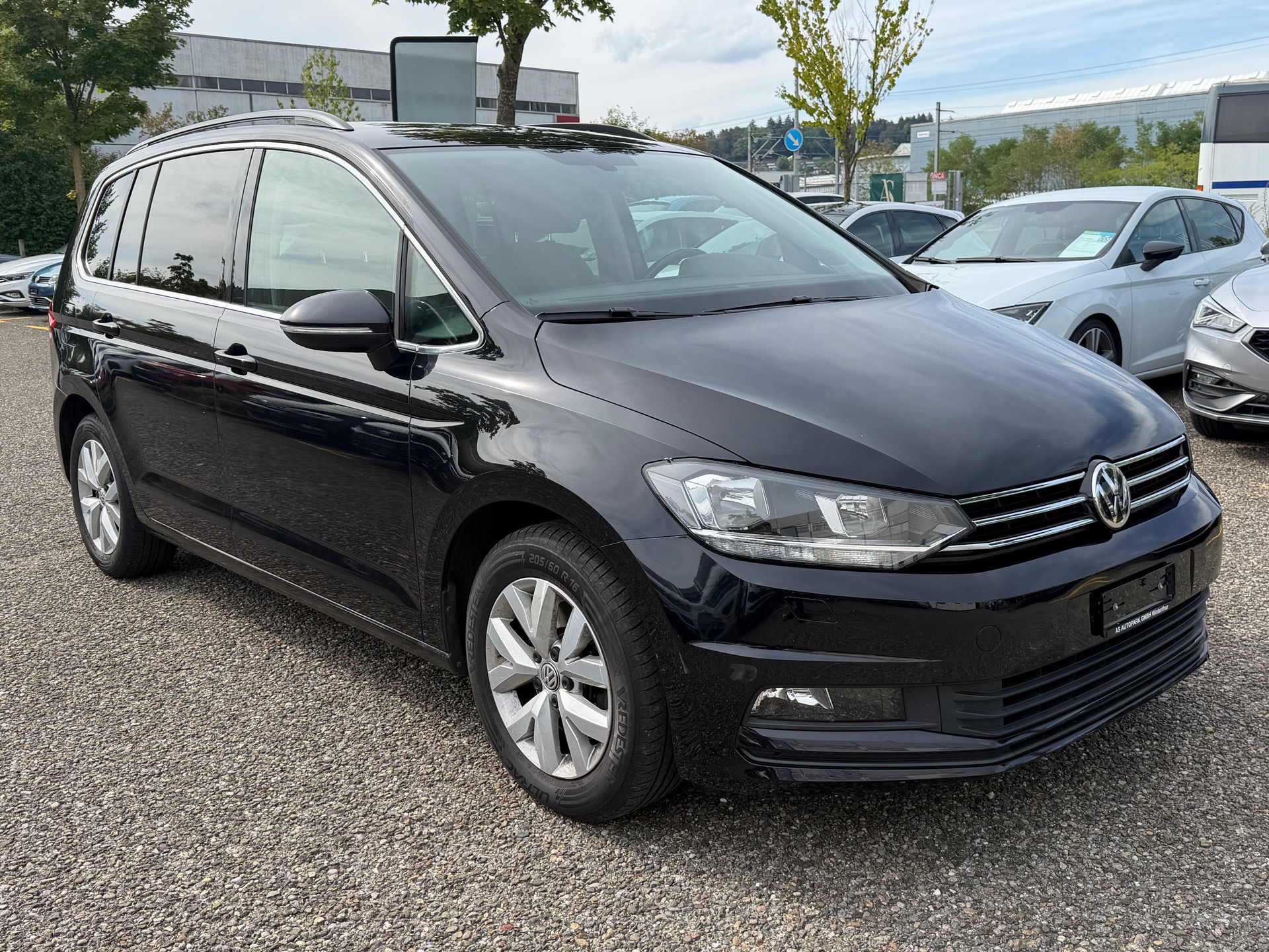 VW Touran 1.5 TSI EVO Comfortline DSG-showroom-element-2