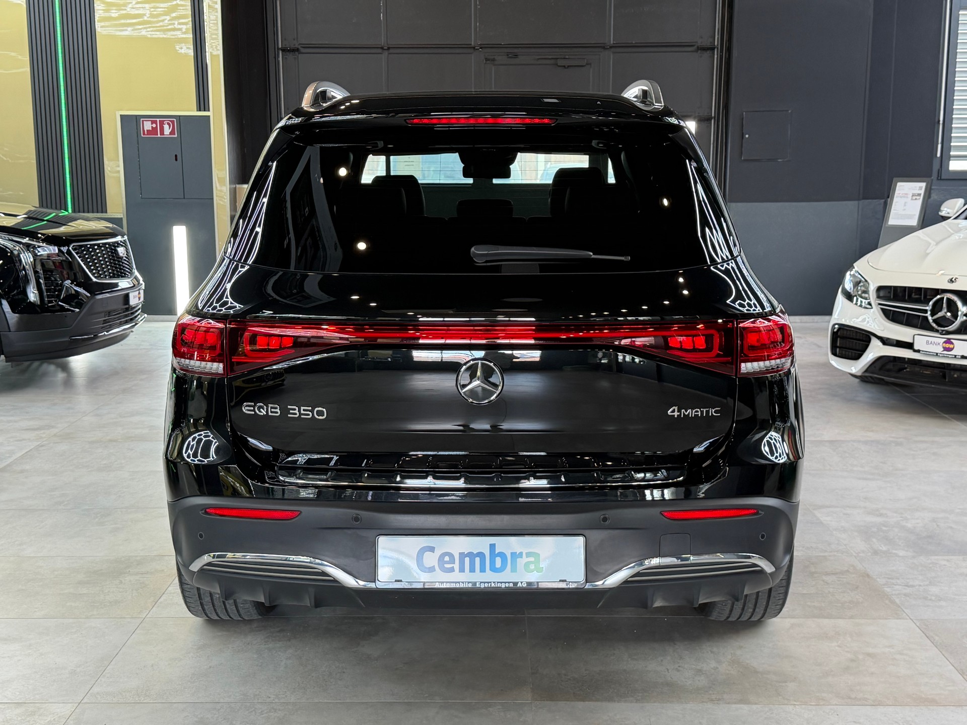 MERCEDES-BENZ EQB 350 AMG Line 4Matic-image-5