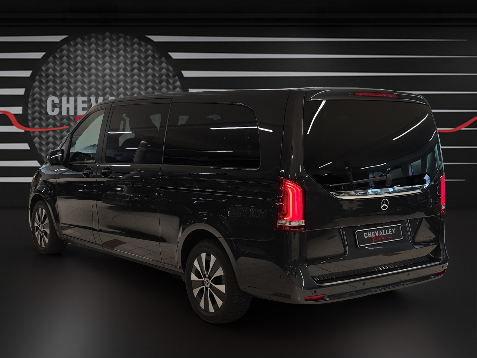 MERCEDES-BENZ V 250 d lang Avantgarde 4Matic G-Tronic-showroom-element-3