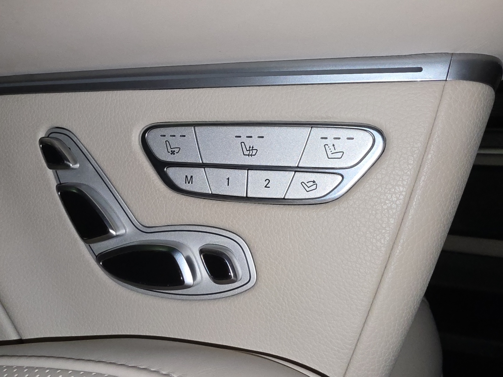 MERCEDES-BENZ V 250 d lang Avantgarde 4Matic G-Tronic-image-19