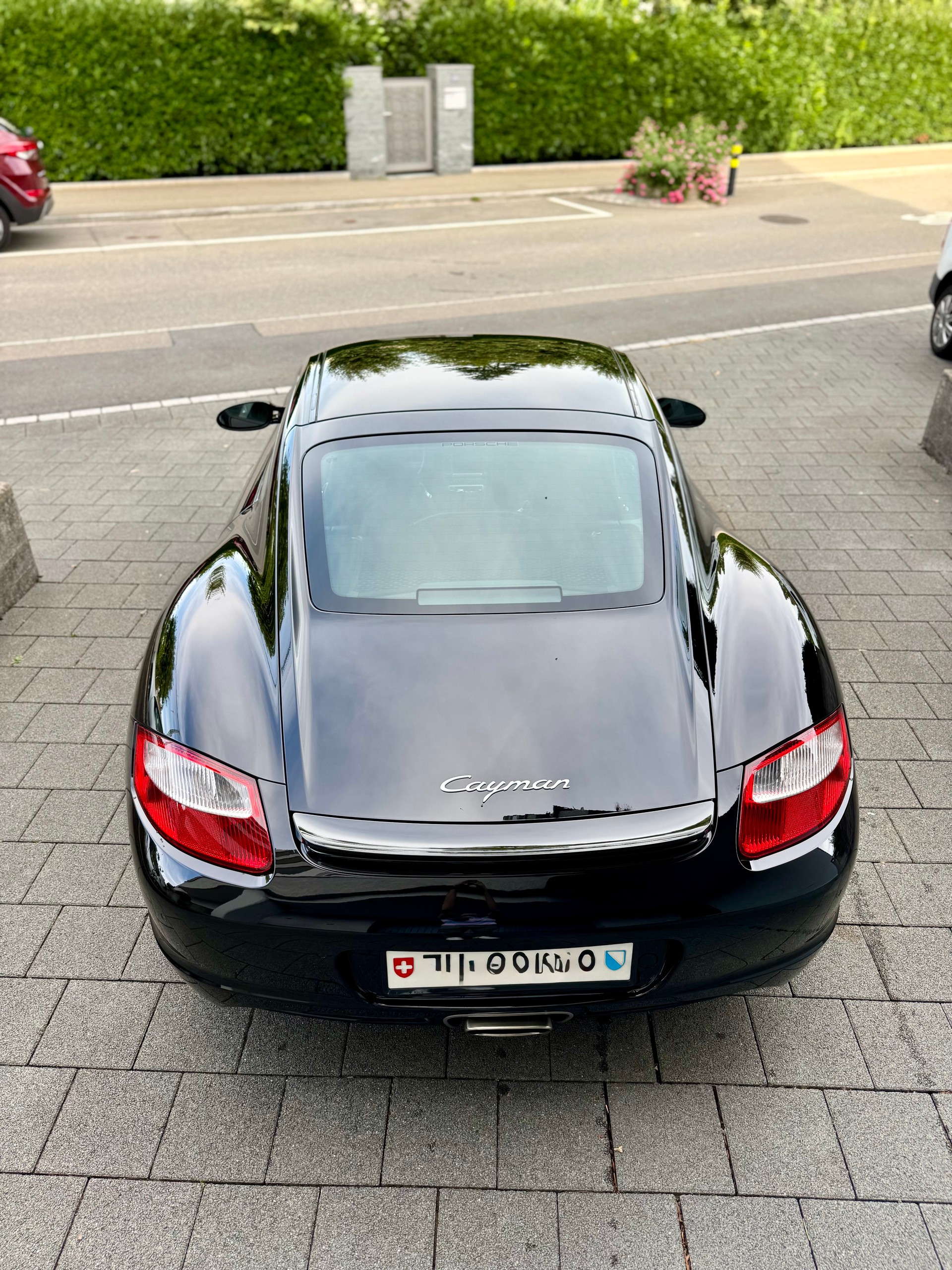PORSCHE Cayman 2.7-image-3