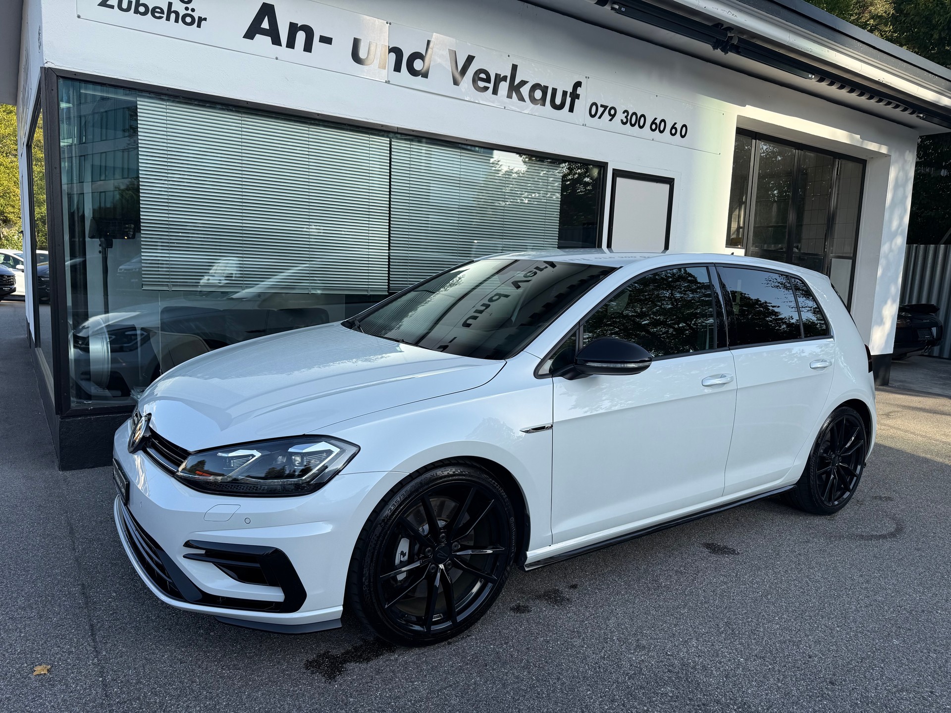 VW Golf 2.0 TSI R 4Motion DSG