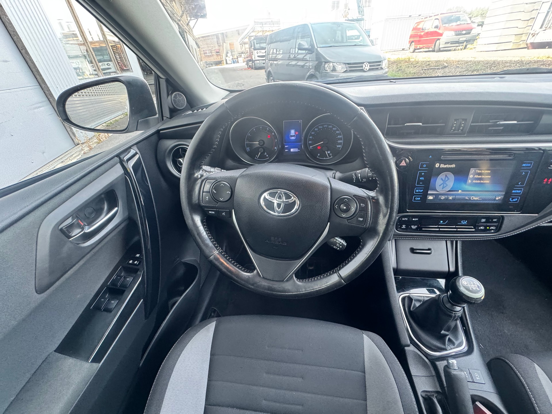 TOYOTA Auris Touring Sports 1.2 Turbo Comfort-image-12