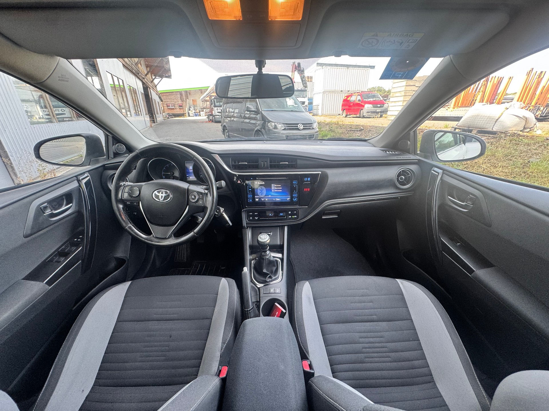 TOYOTA Auris Touring Sports 1.2 Turbo Comfort-image-13