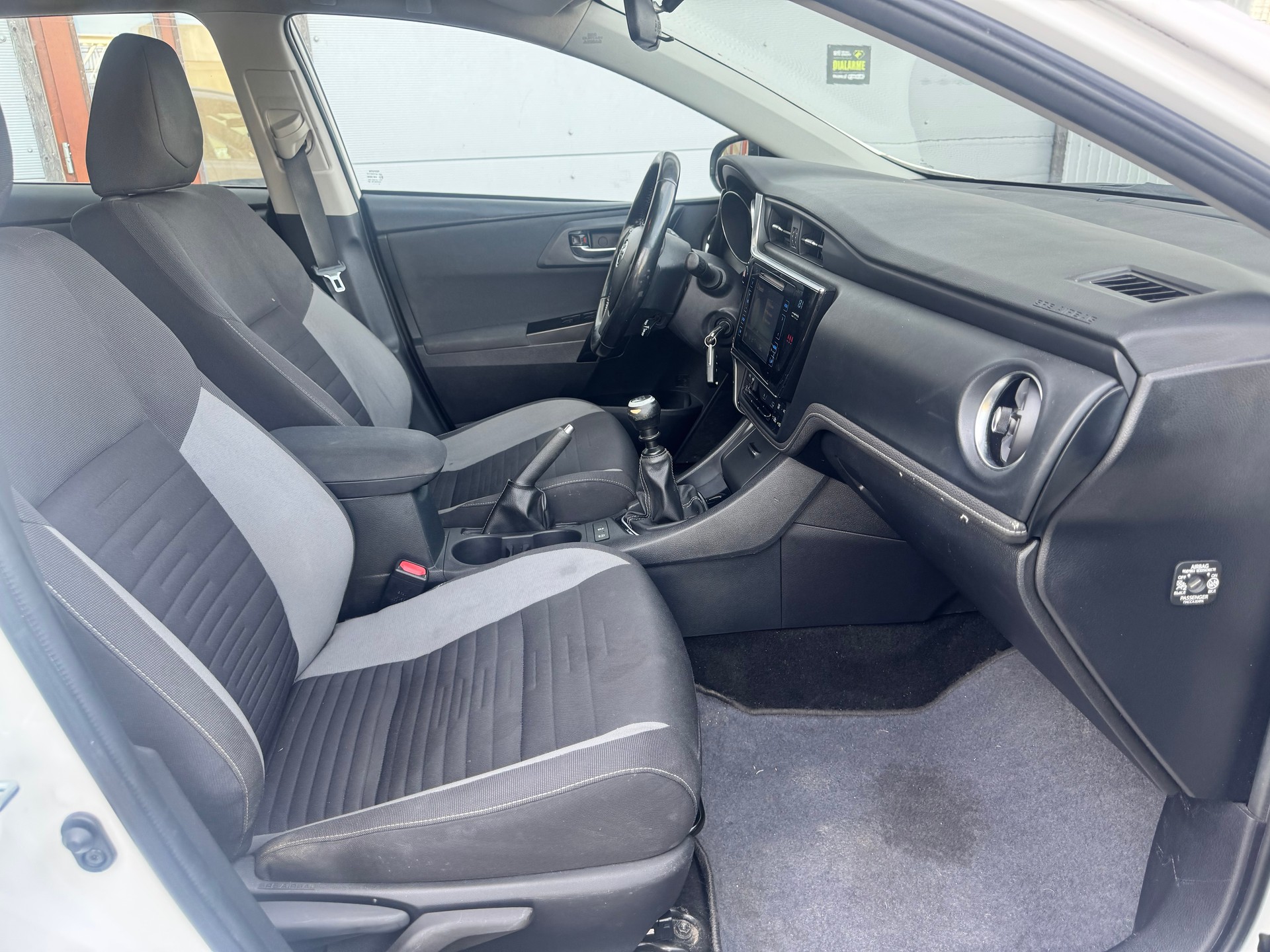TOYOTA Auris Touring Sports 1.2 Turbo Comfort-image-11