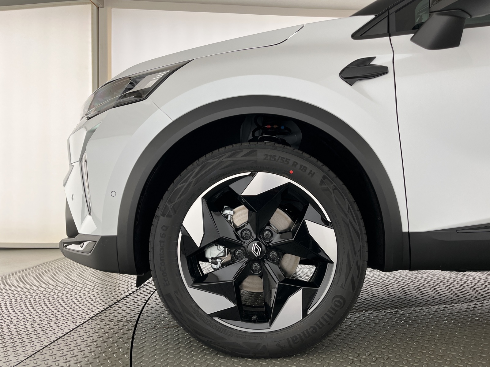 RENAULT Captur 1.8 E-Tech techno-image-5