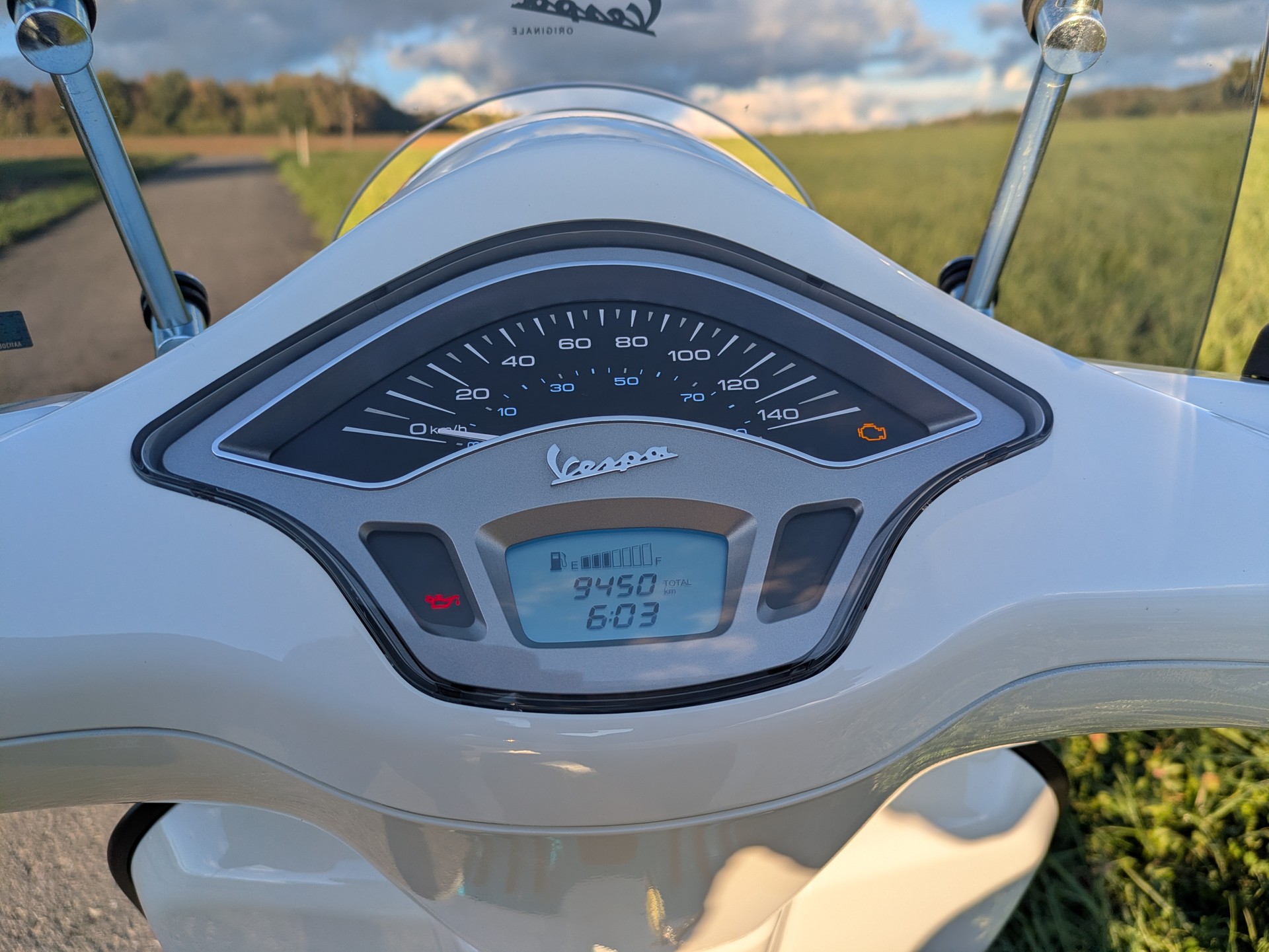 PIAGGIO Vespa 125 Primavera ABS-image-7