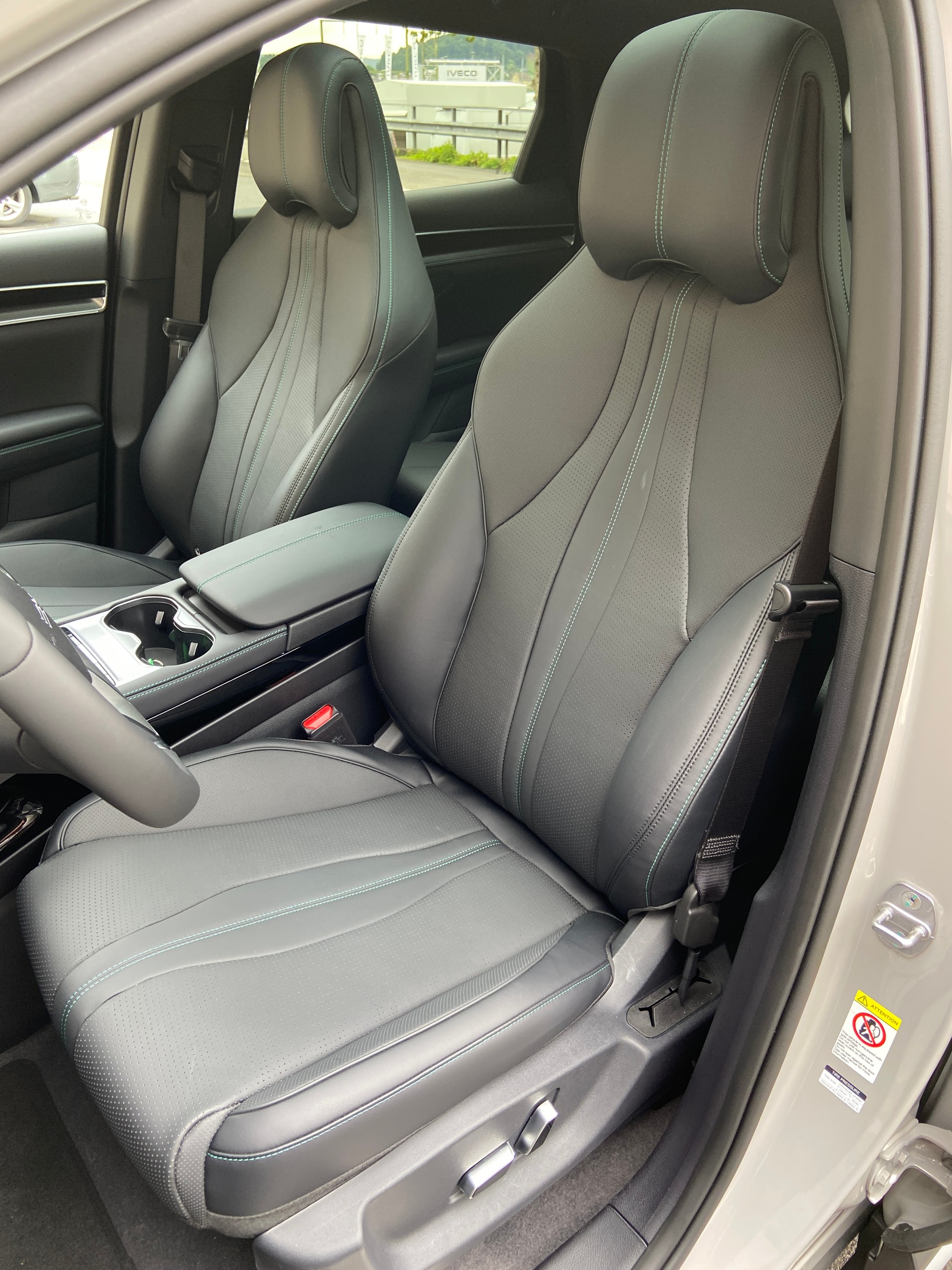 BYD Seal U DM-i Design AWD-image-6