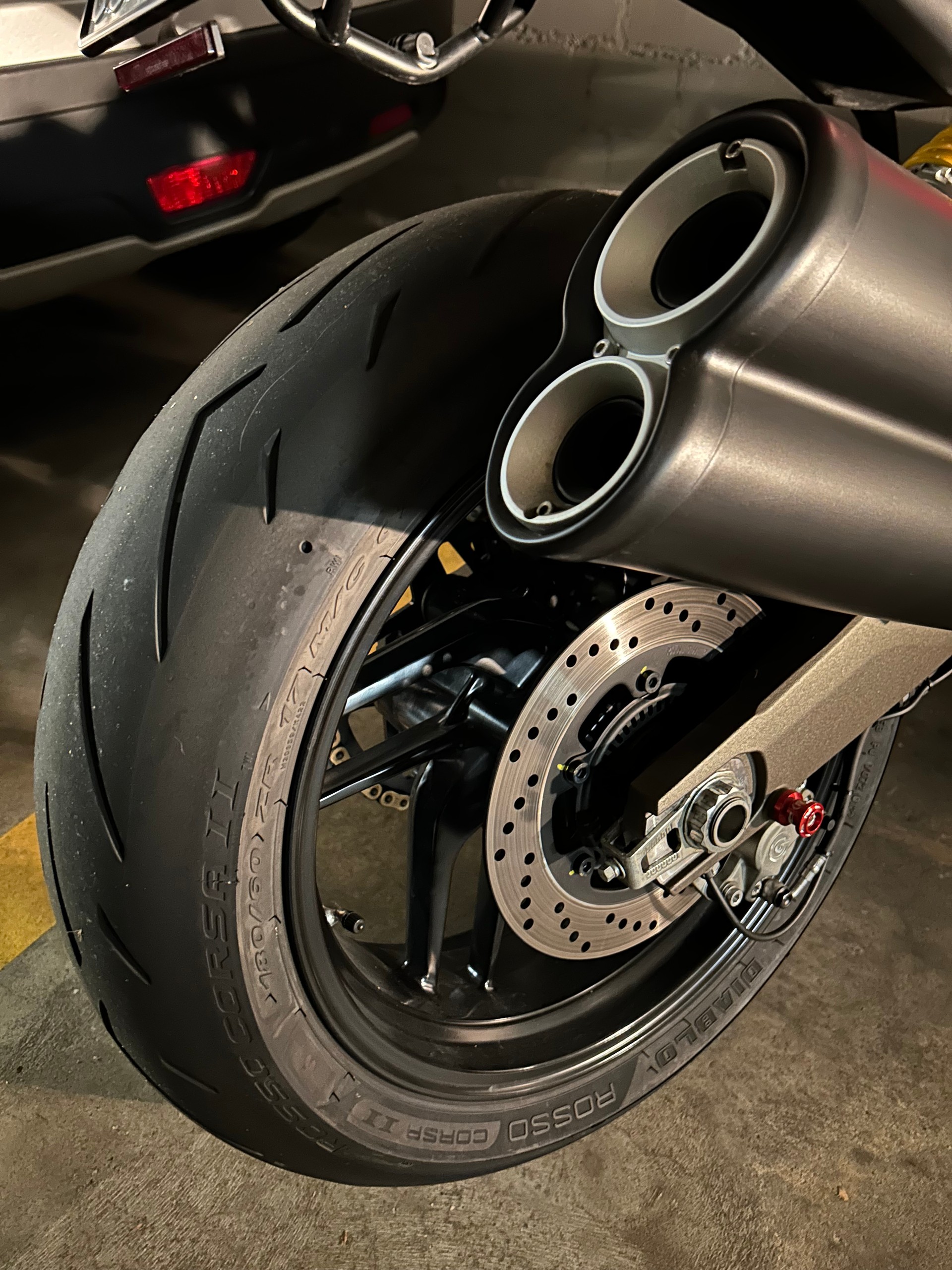DUCATI Monster 821-image-5