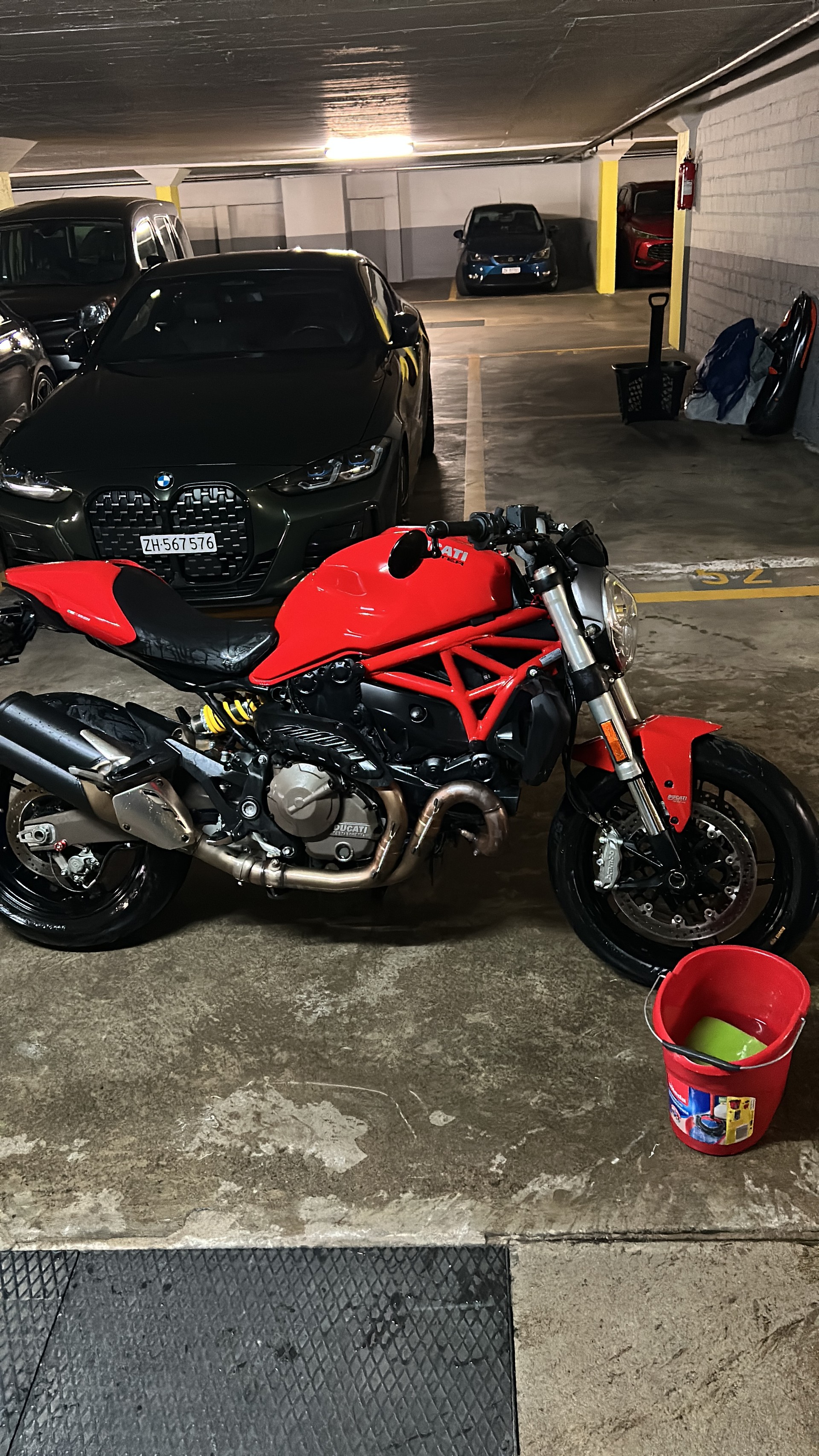DUCATI Monster 821-image-0