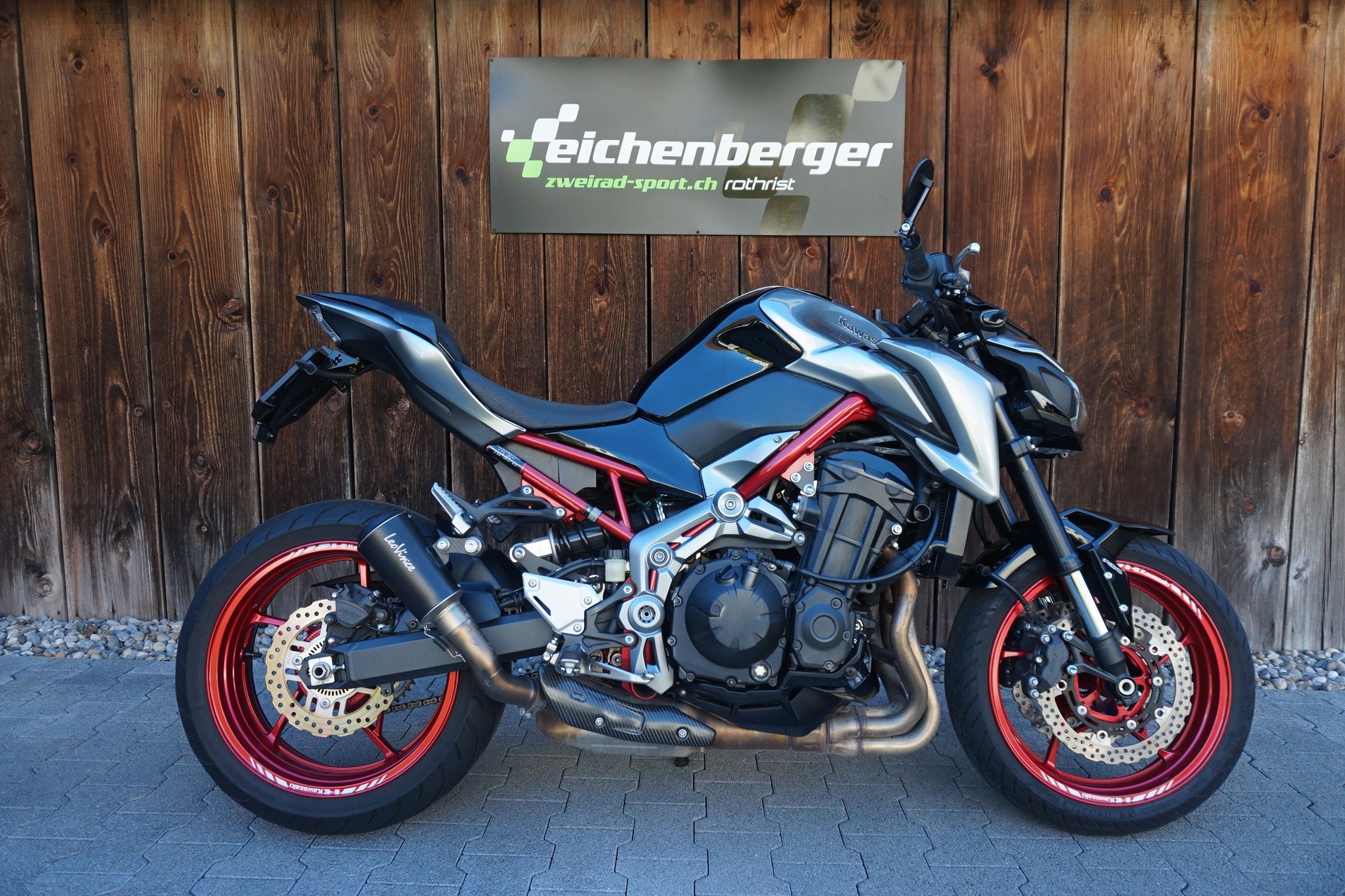 KAWASAKI Z 900 ABS Leovince LV-10 Inox Black Auspuff-image-2