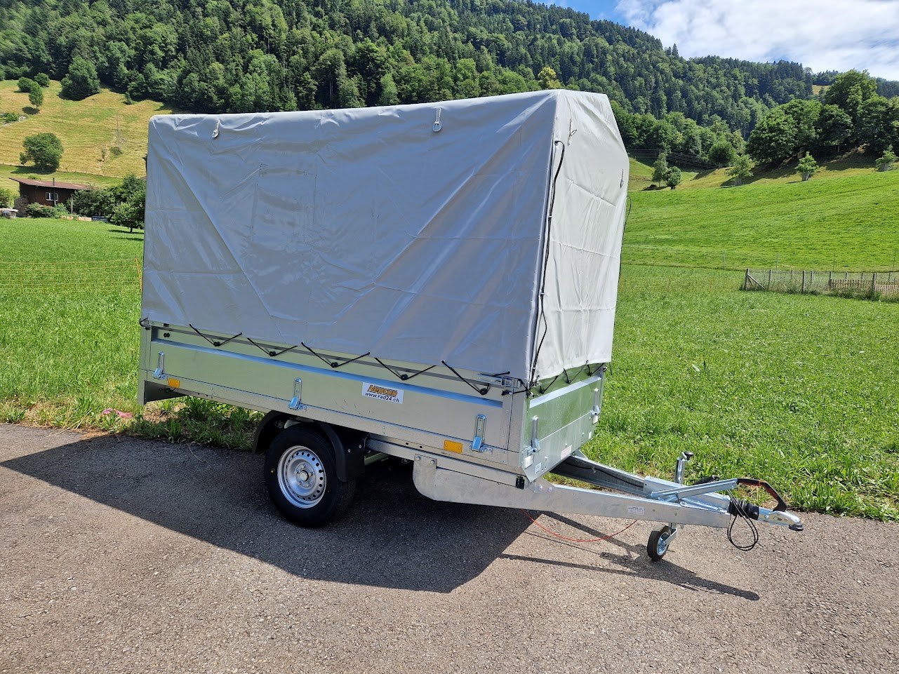NEPTUN GN131 1300kg L2630 B1450 H1800mm-image-1