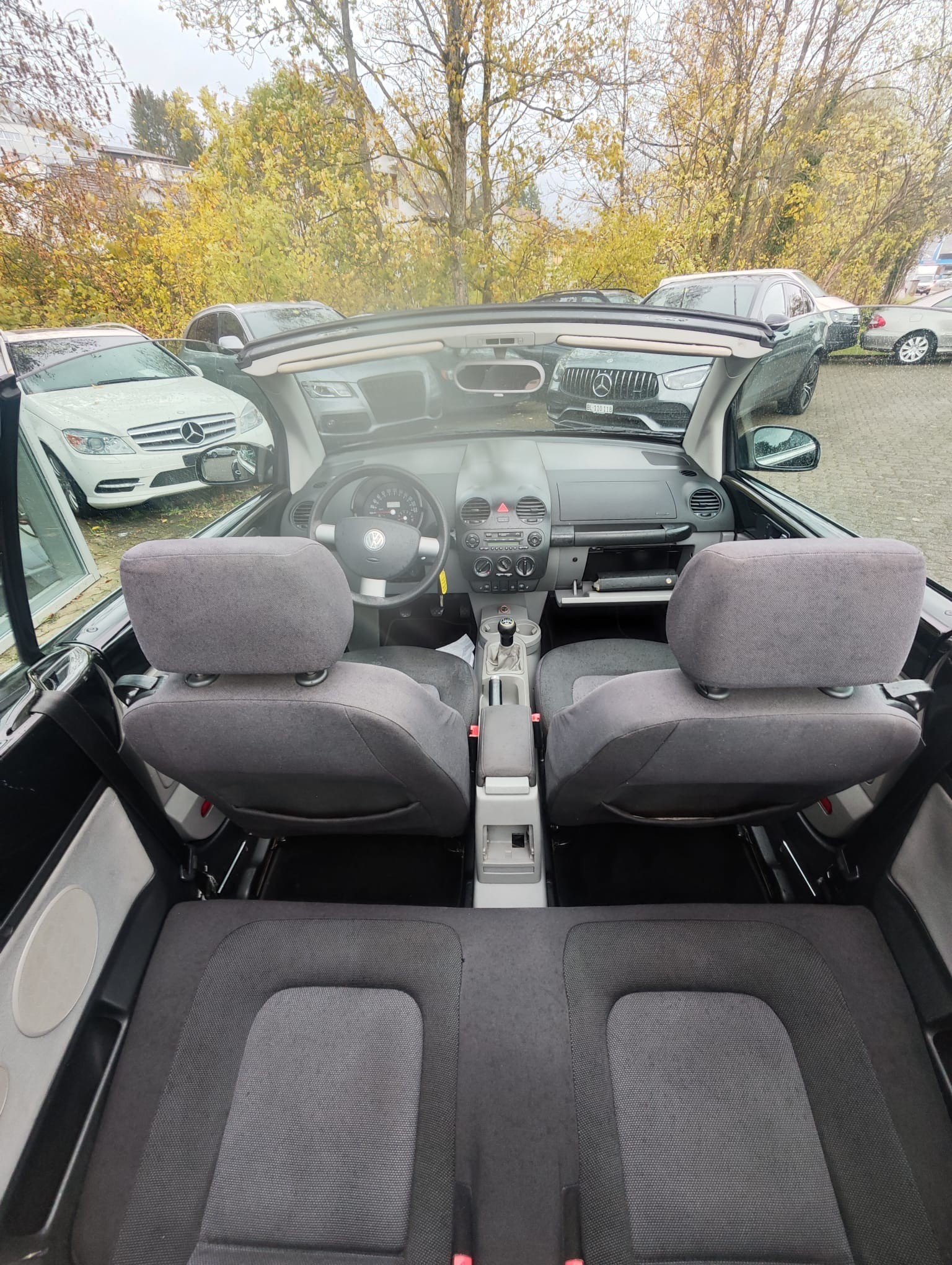 VW New Beetle Cabrio 1.6-image-8