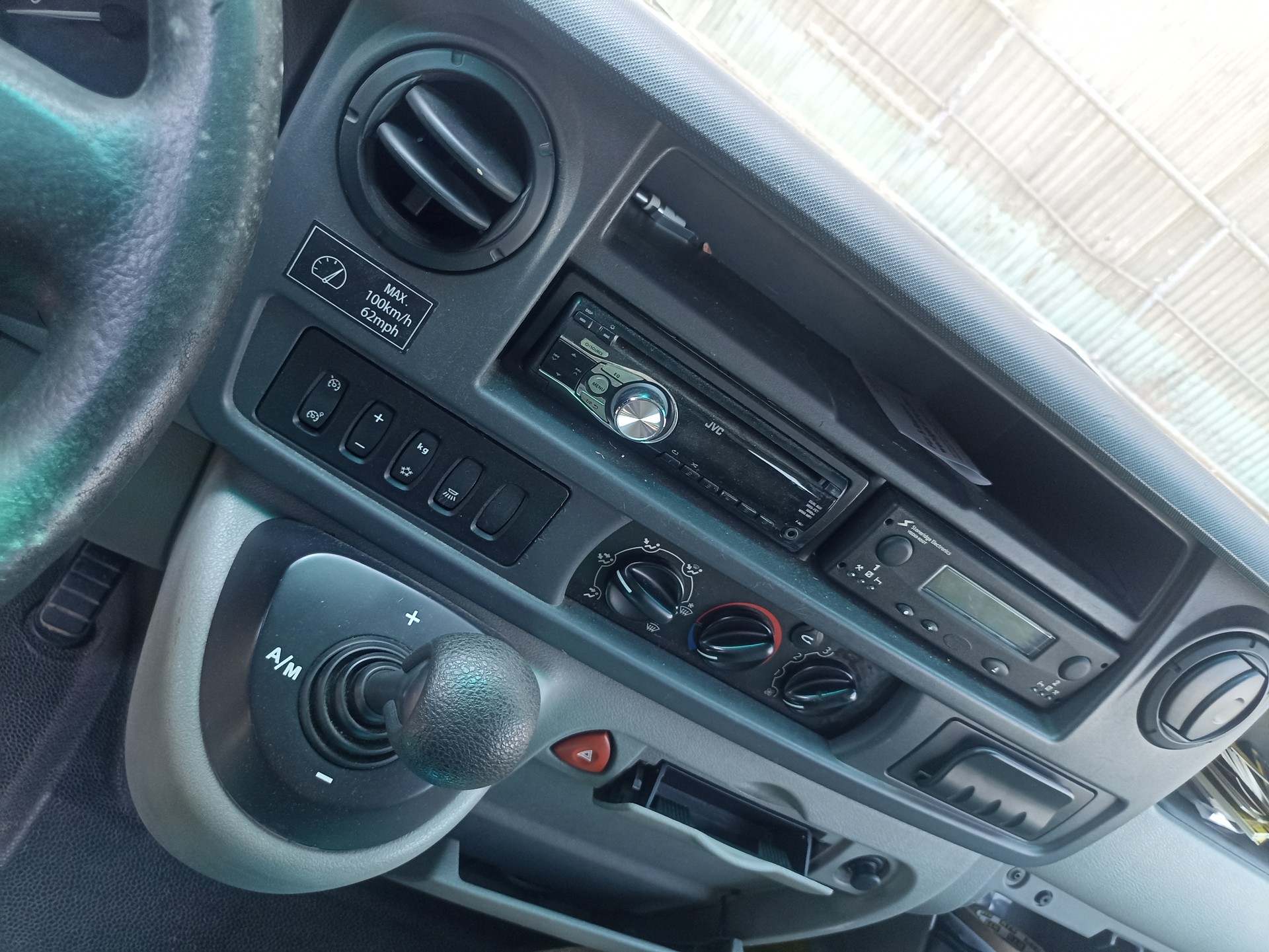 RENAULT MASTER-image-8