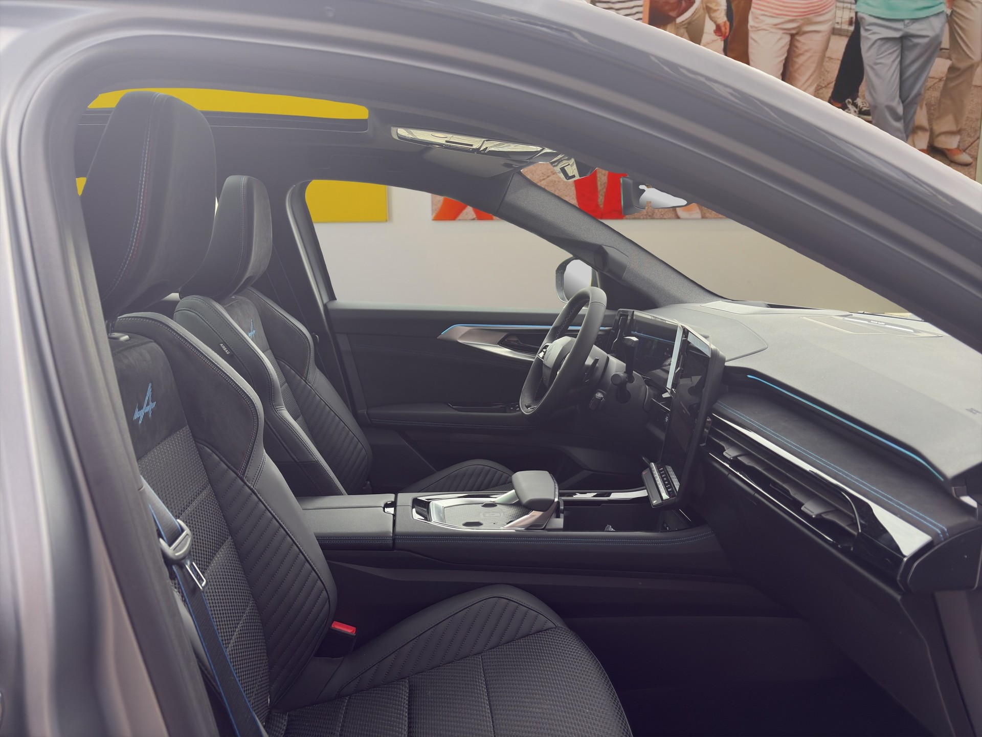 RENAULT Austral 1.2 HEV 200 Iconic Esprit Alpine A-image-15