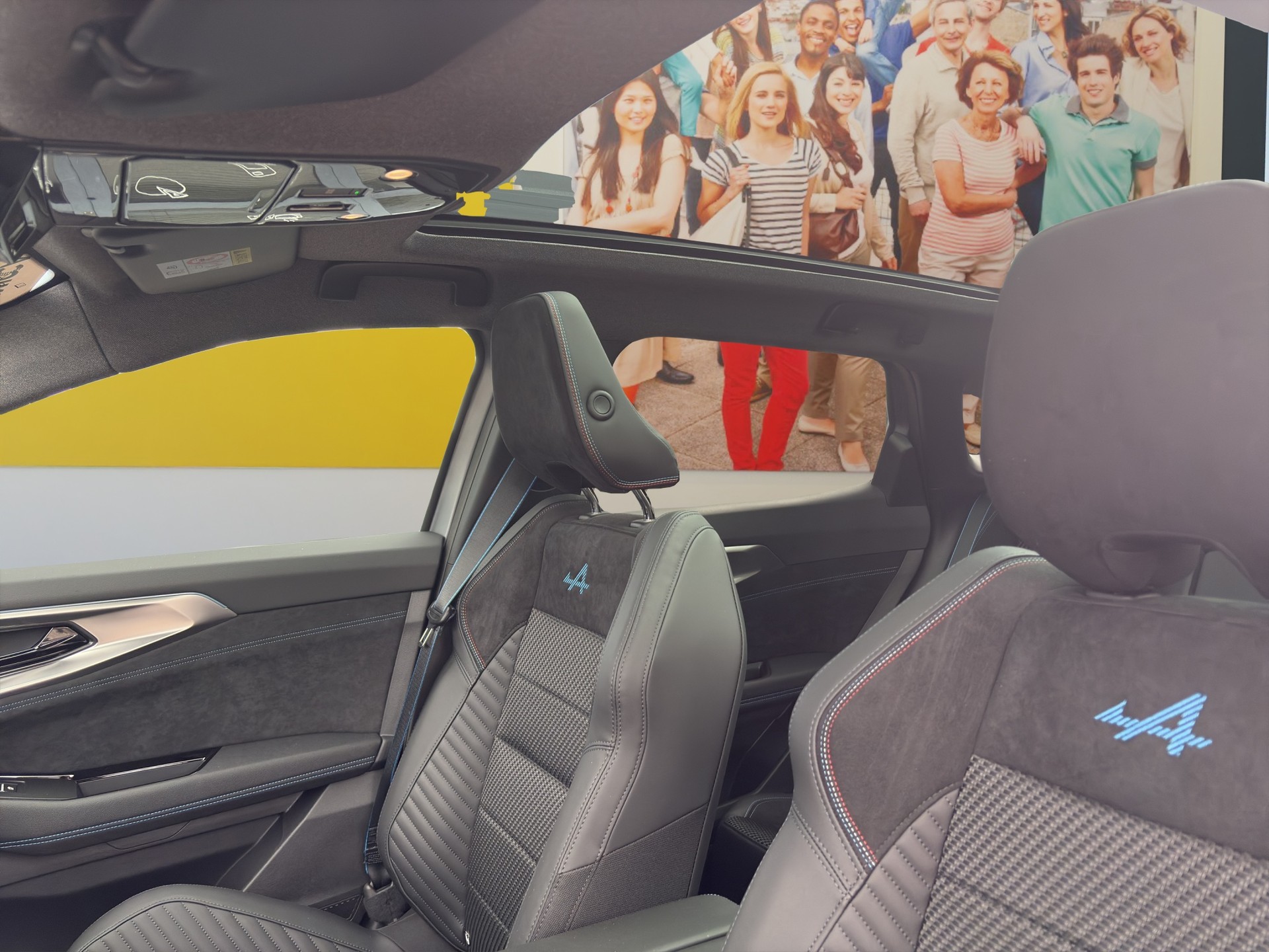 RENAULT Austral 1.2 HEV 200 Iconic Esprit Alpine A-image-18
