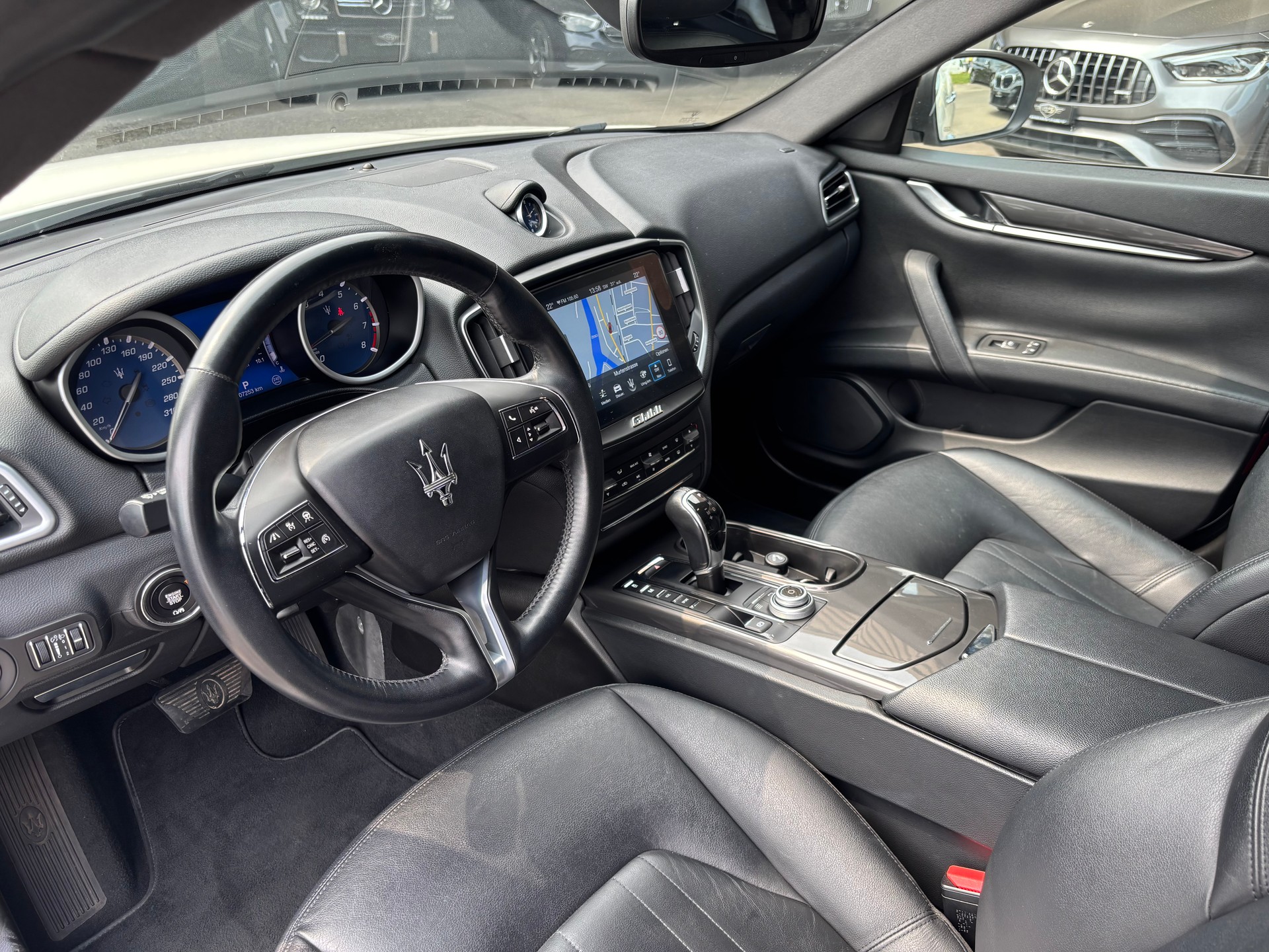 MASERATI Ghibli 3.0 V6 Automatica-image-8