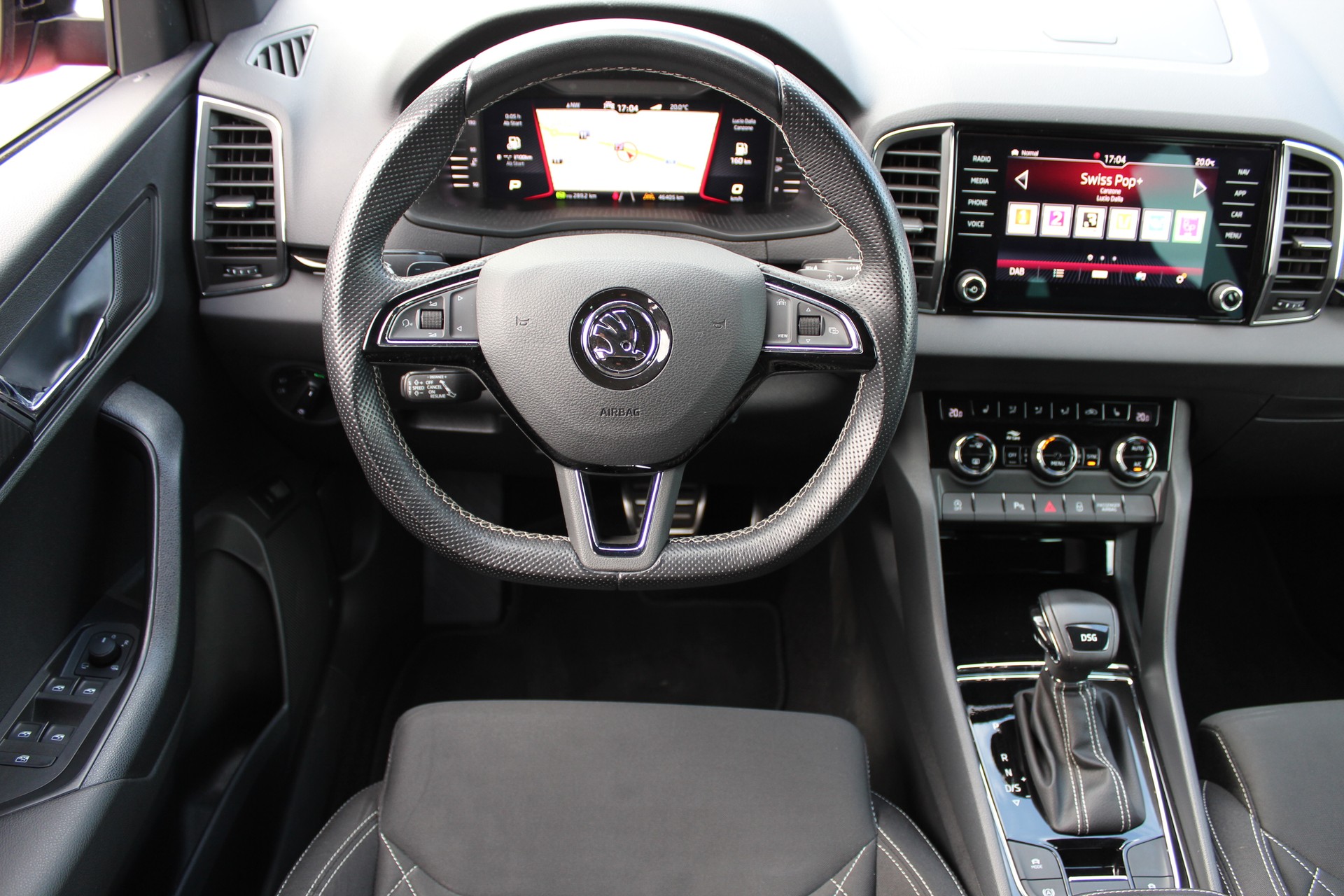 SKODA Karoq 1.5 TSI ACT SportLine DSG-image-7