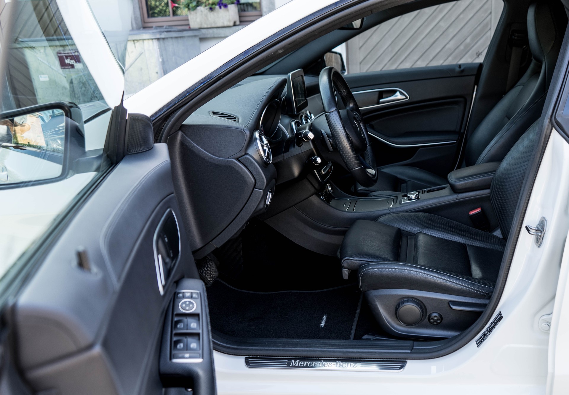 MERCEDES-BENZ CLA Shooting Brake EXCLUSIV 200 7G-DCT KESKIN-image-13