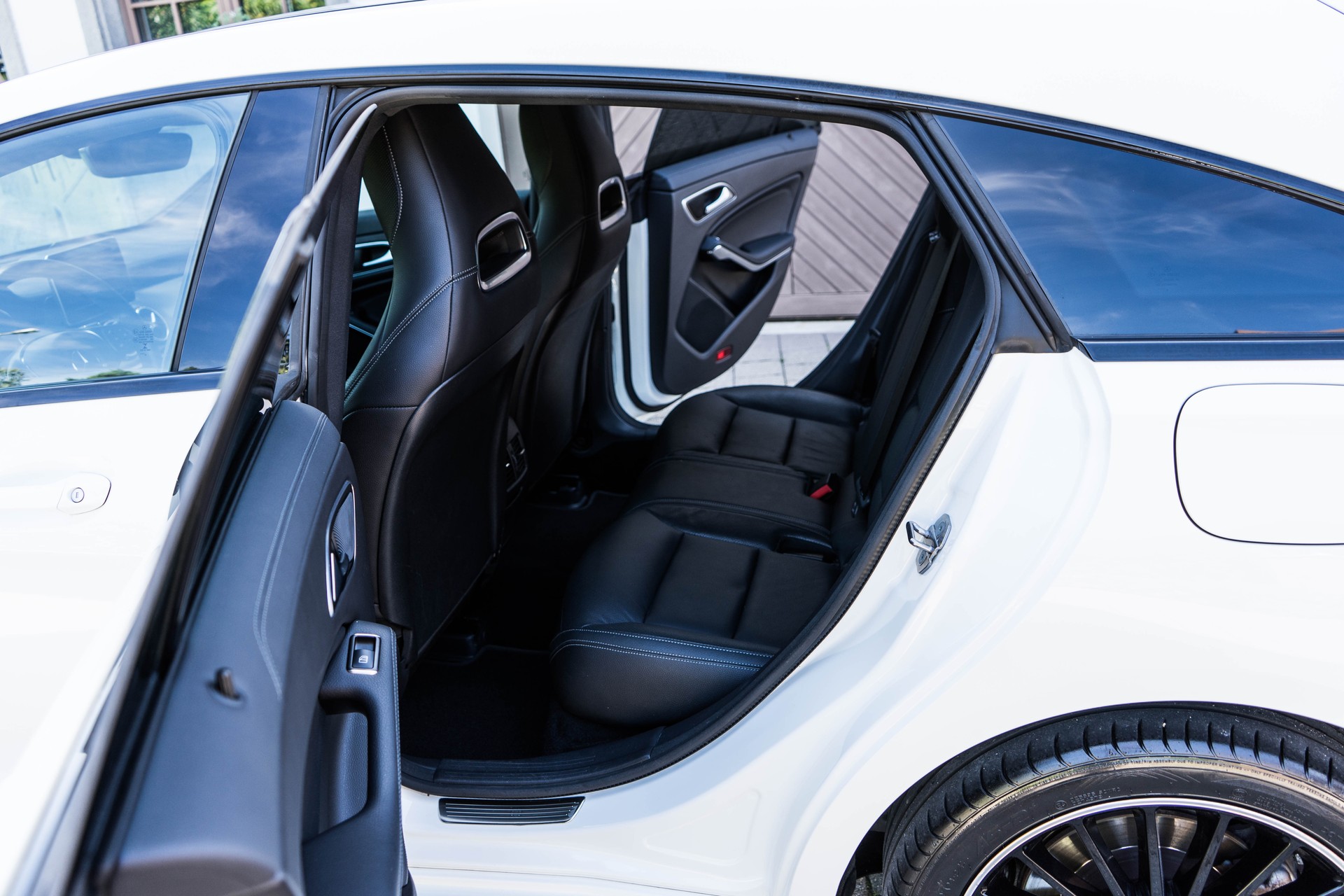 MERCEDES-BENZ CLA Shooting Brake EXCLUSIV 200 7G-DCT KESKIN-image-11