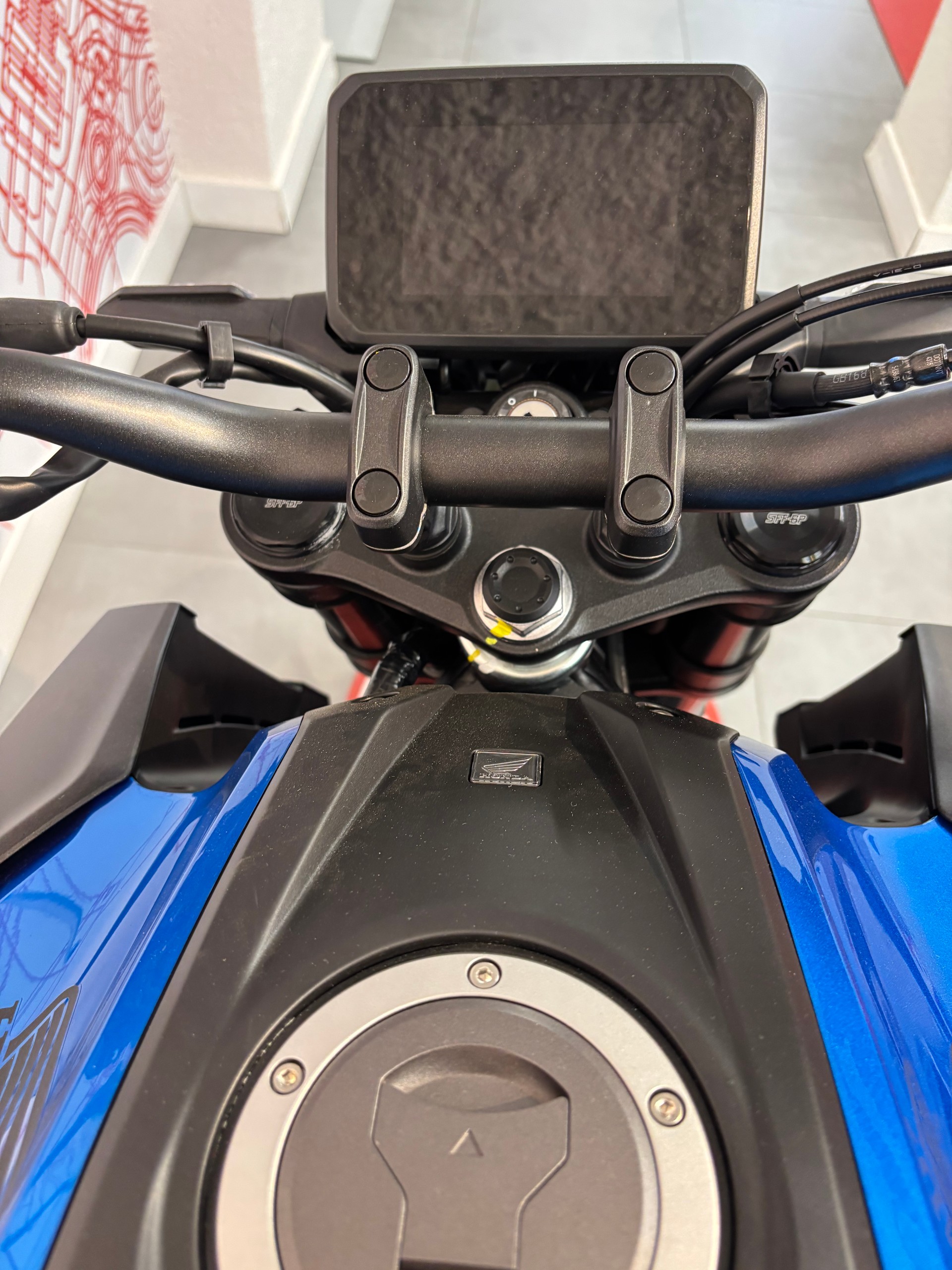 HONDA CB 125 R-image-4