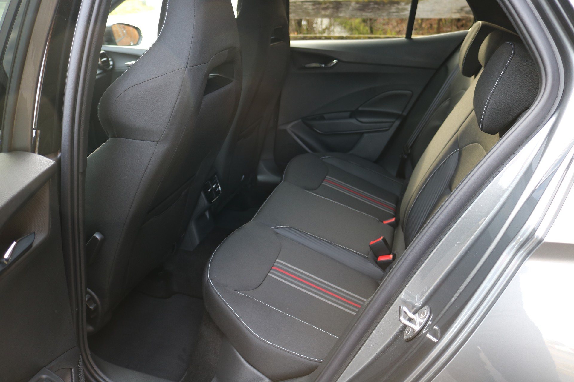 SKODA Fabia 1.0 TSI Monte Carlo DSG-image-10