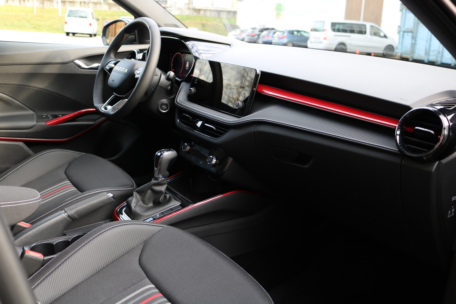 SKODA Fabia 1.0 TSI Monte Carlo DSG-image-9