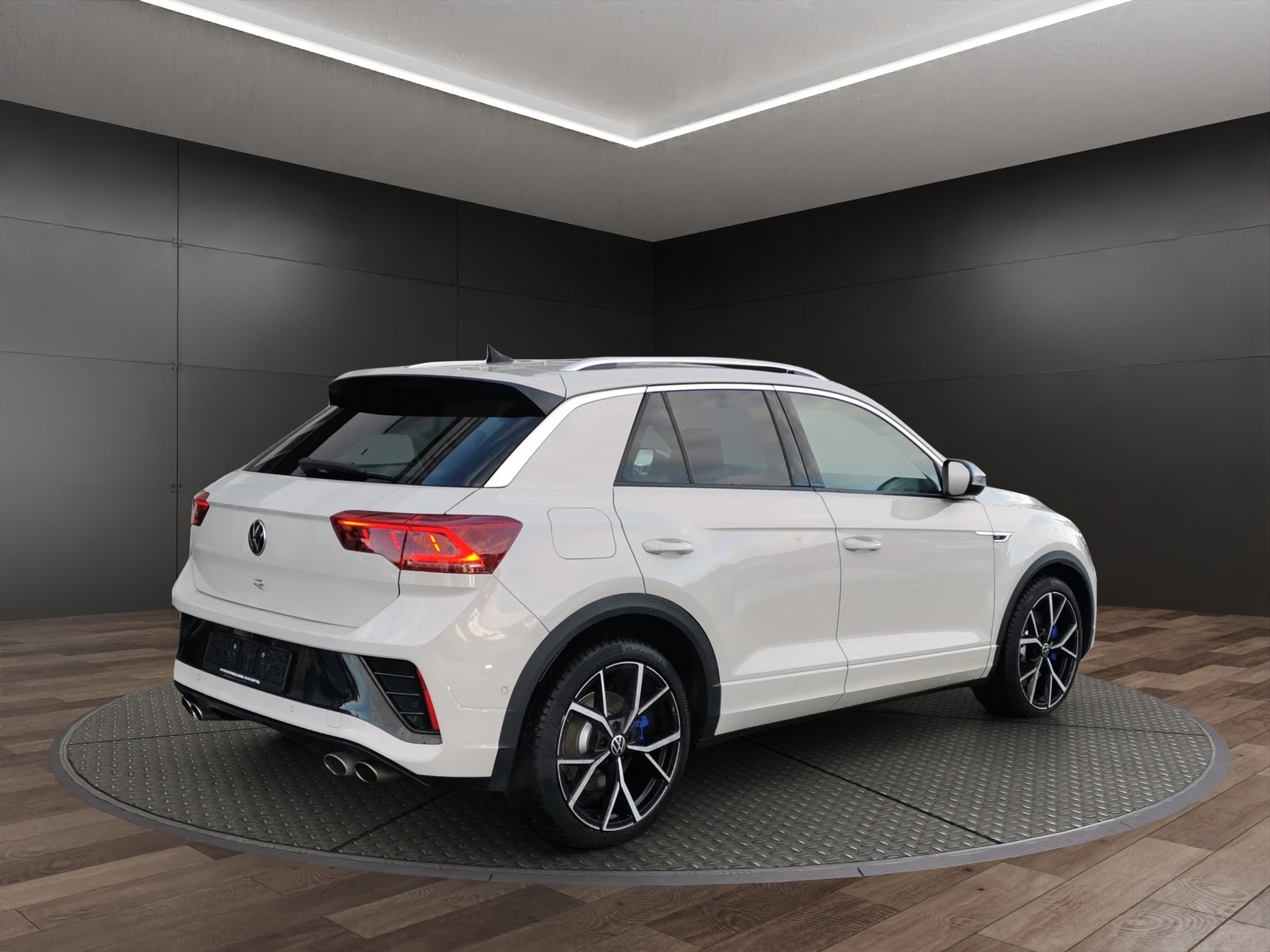 VW T-Roc 2.0 TSI R DSG 4Motion-showroom-element-3