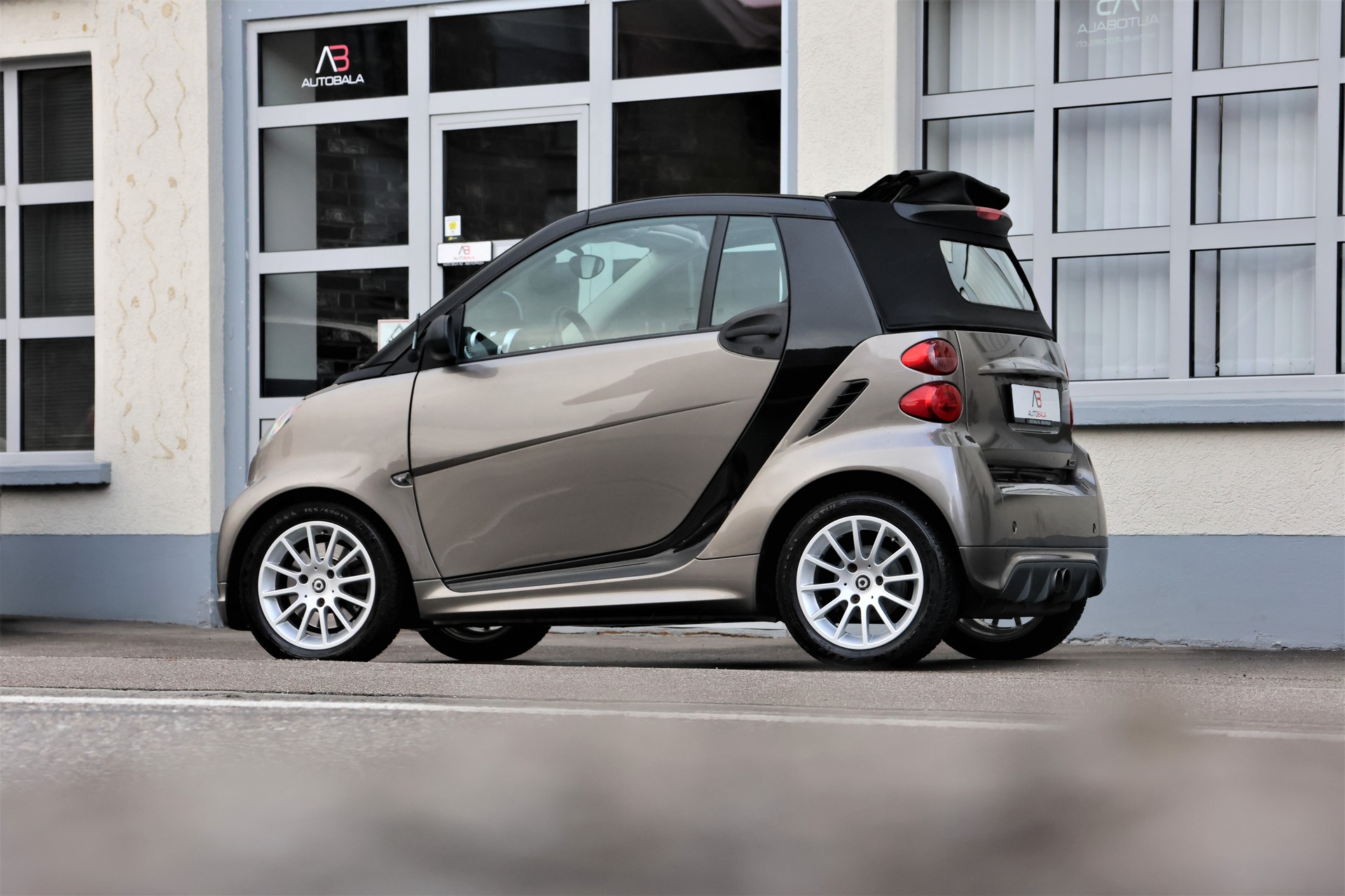 SMART fortwo Brabus Xclusive softouch (CH)-image-14