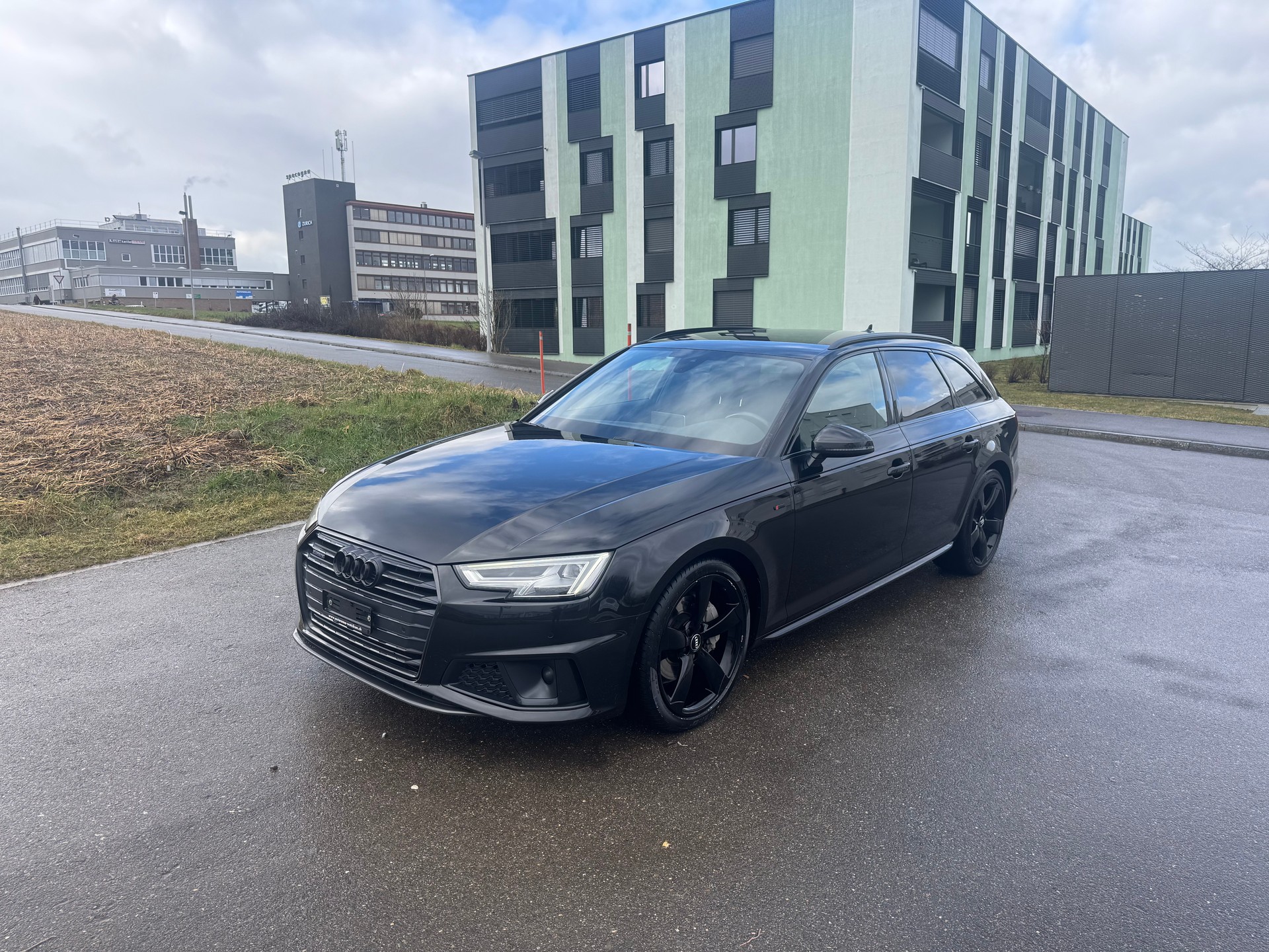 AUDI A4 Avant 40 TDI Sport quattro S-tronic