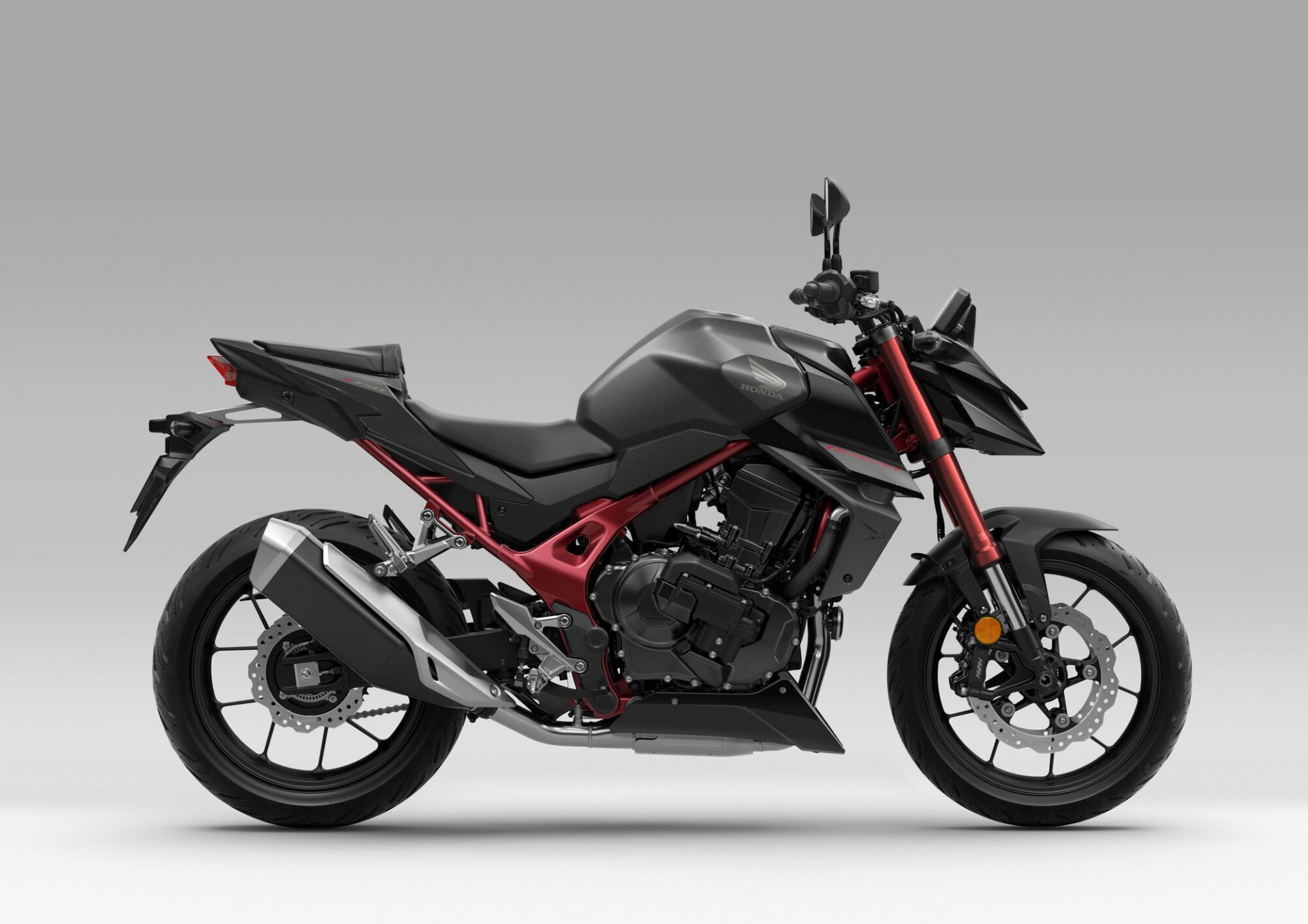 HONDA CB 750 Hornet E-Clutch-image-1