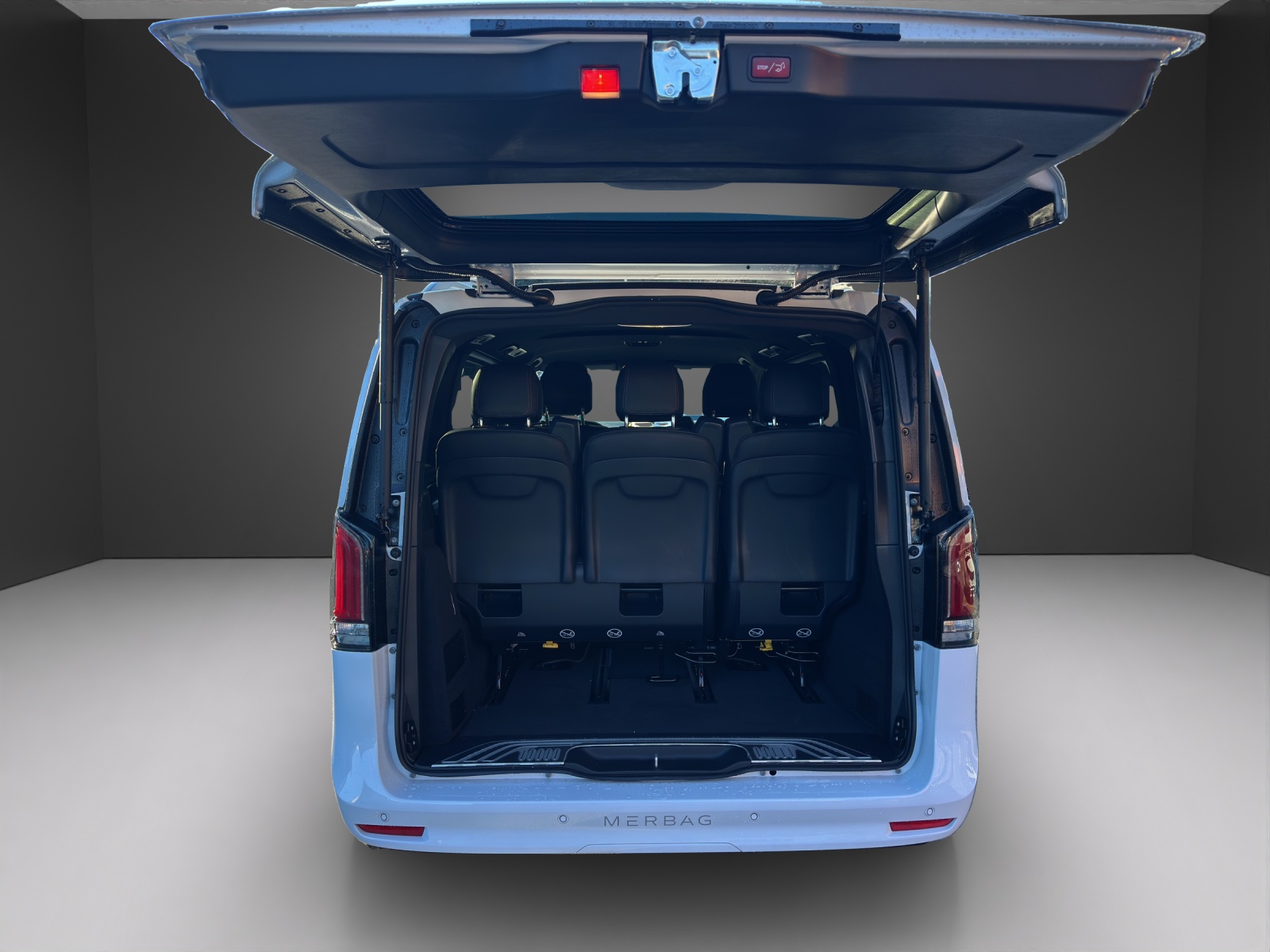 MERCEDES-BENZ V 250 d kompakt 4Matic Avantgarde 9G-Tronic-image-10