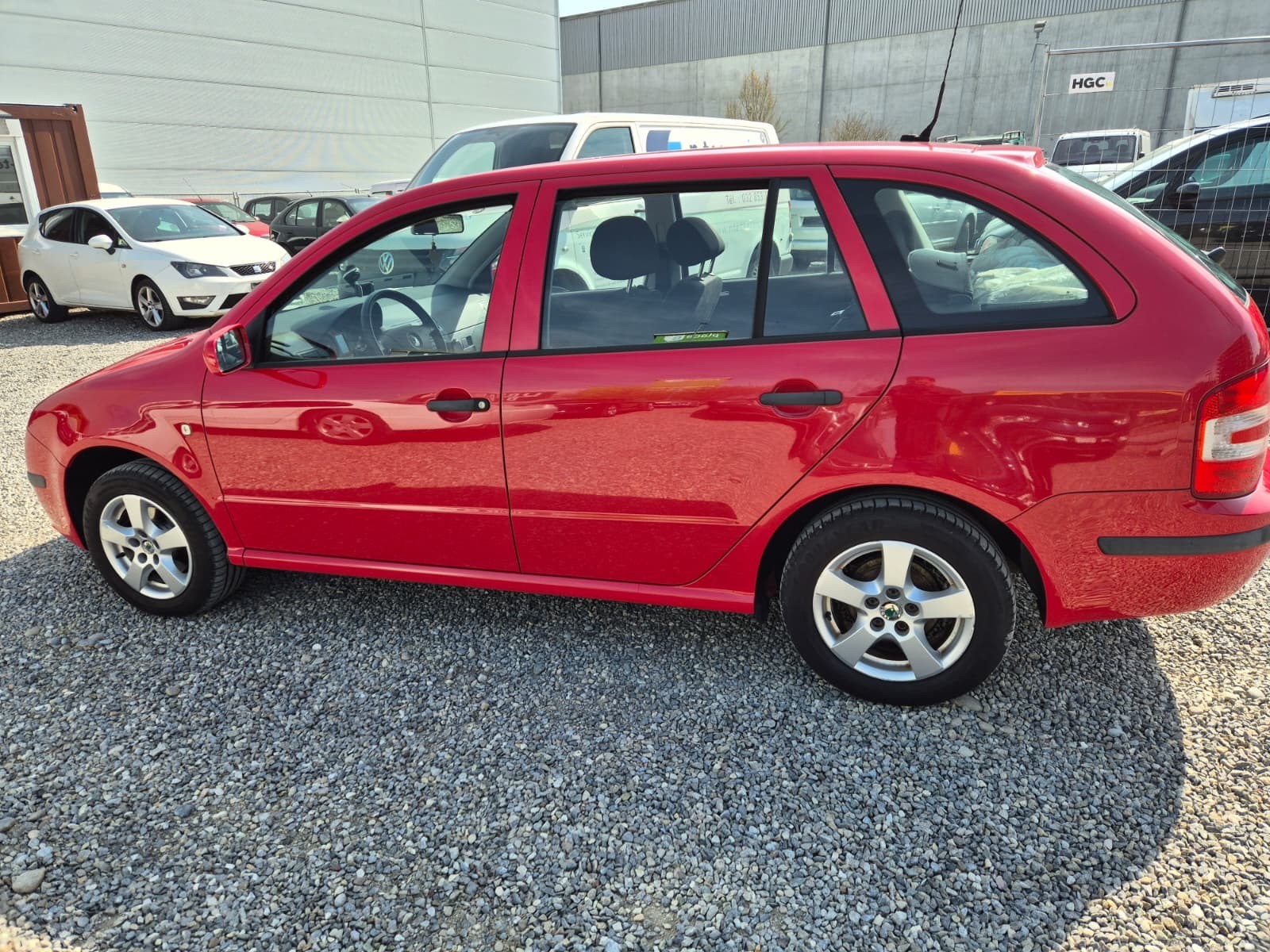 SKODA Fabia 1.4 16V Ambiente-image-2