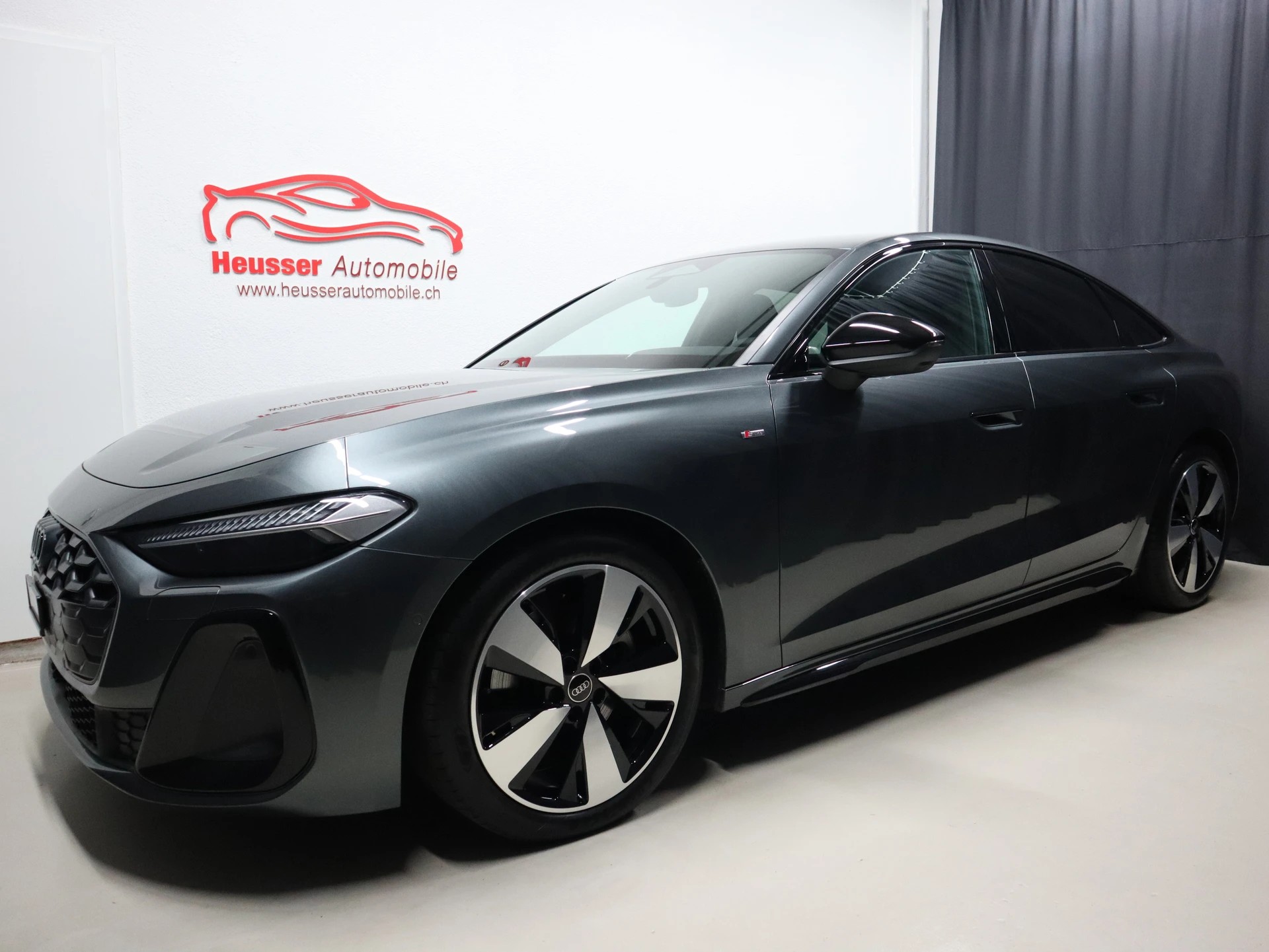 AUDI A5 Limousine 2.0 TDI S tronic S Line Edition - Navi - MMI Beifahrerdisplay - Matrix LED - Keyless - 360° Kamera - 204 PS-image-1