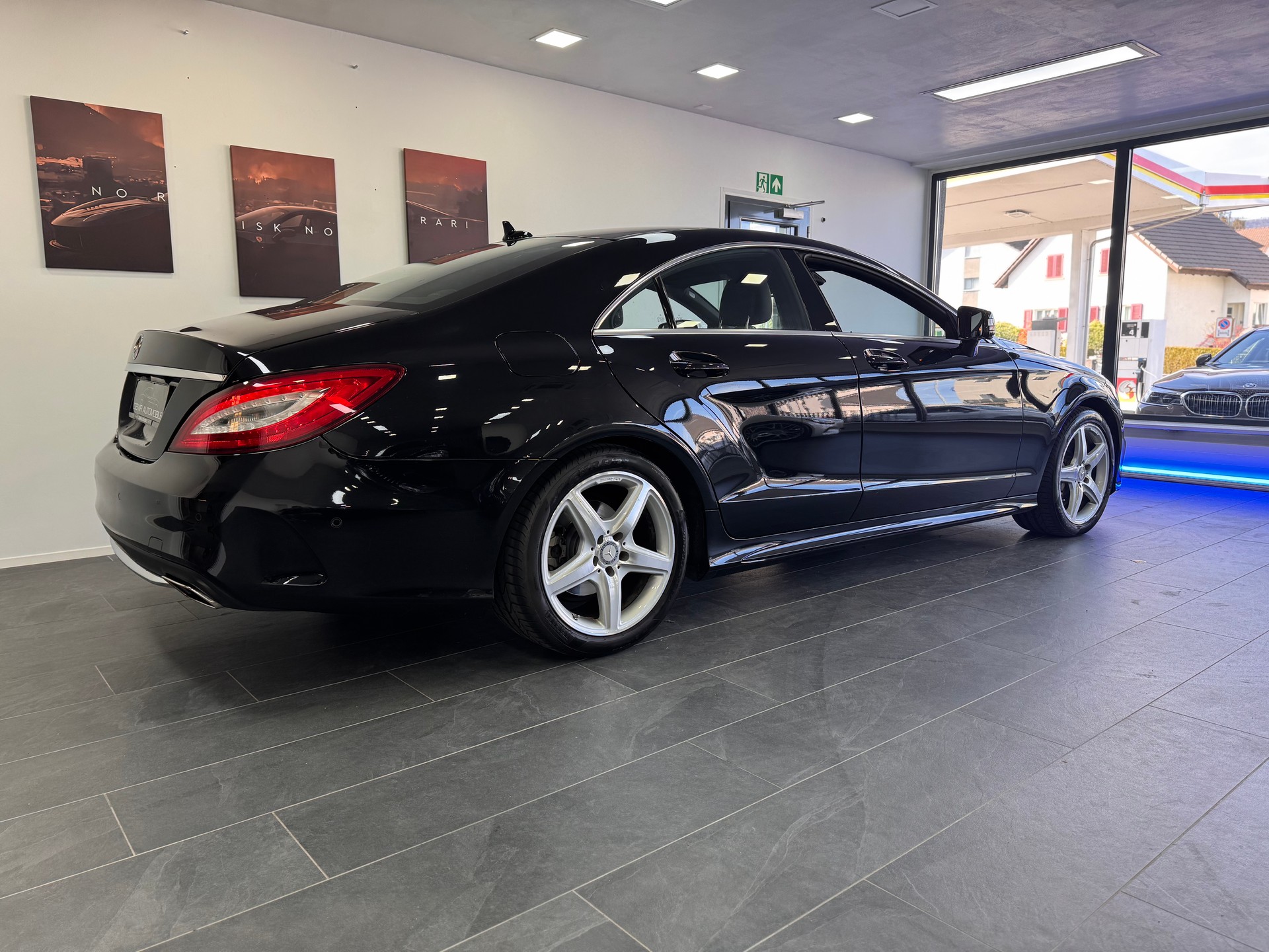MERCEDES-BENZ CLS 350 BlueTEC 4Matic 7G-Tronic AMG Line *360 Kamera / Multibeam LED / Fahrassistenz Plus / Memory*-image-3