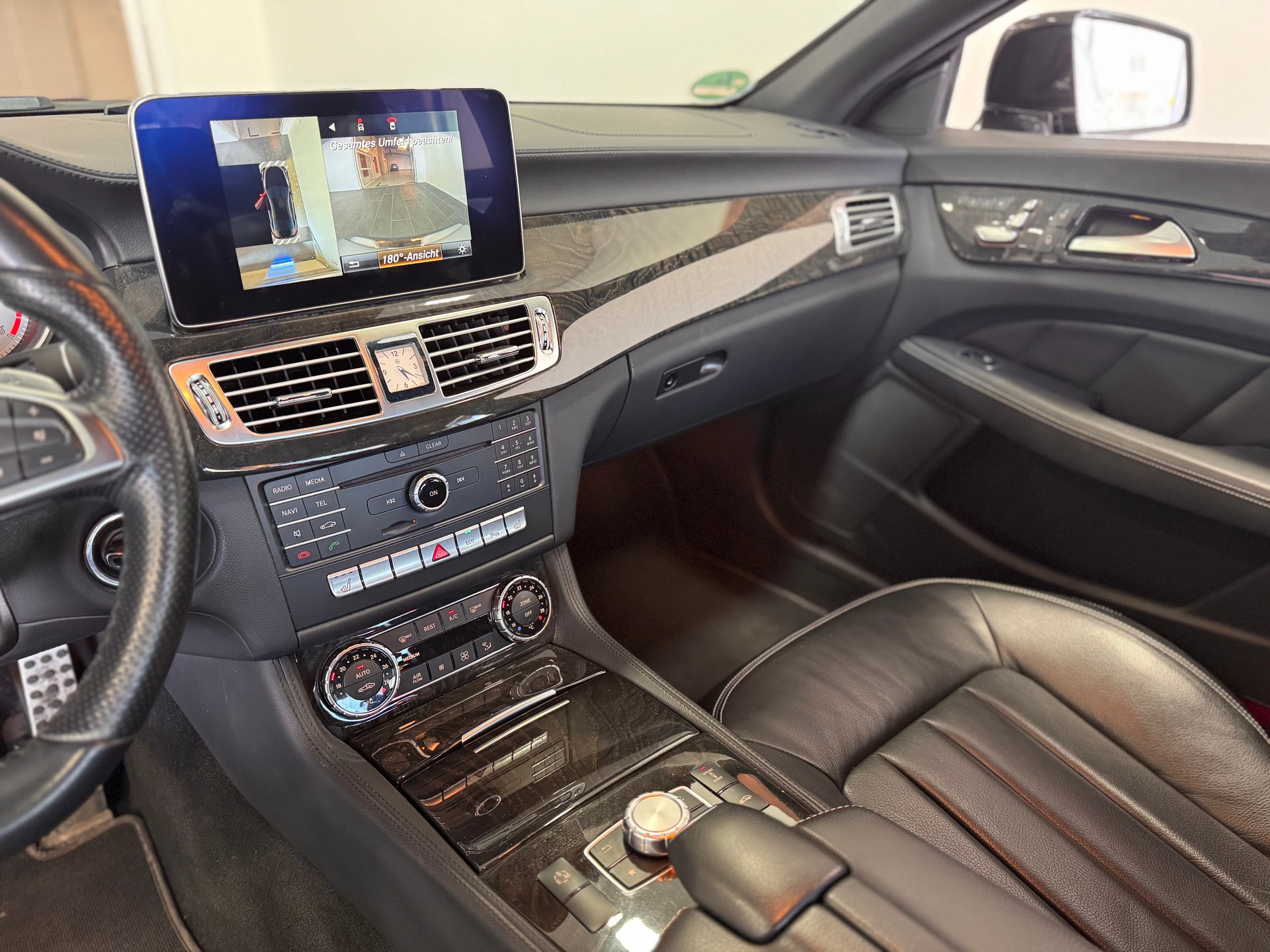 MERCEDES-BENZ CLS 350 BlueTEC 4Matic 7G-Tronic AMG Line *360 Kamera / Multibeam LED / Fahrassistenz Plus / Memory*-image-12