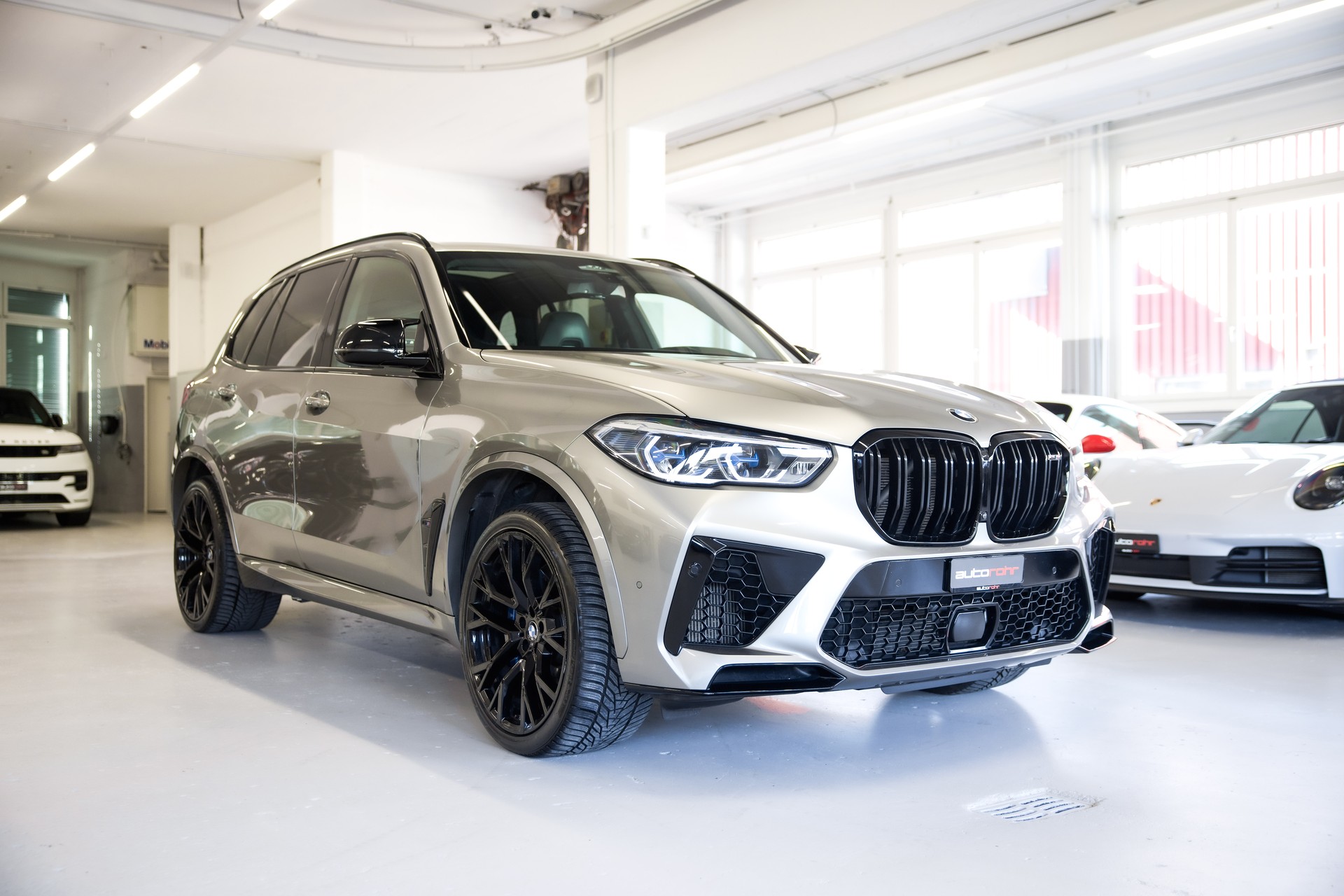 BMW X5M Competition Steptronic Competition *CH-FHZ*-showroom-element-2