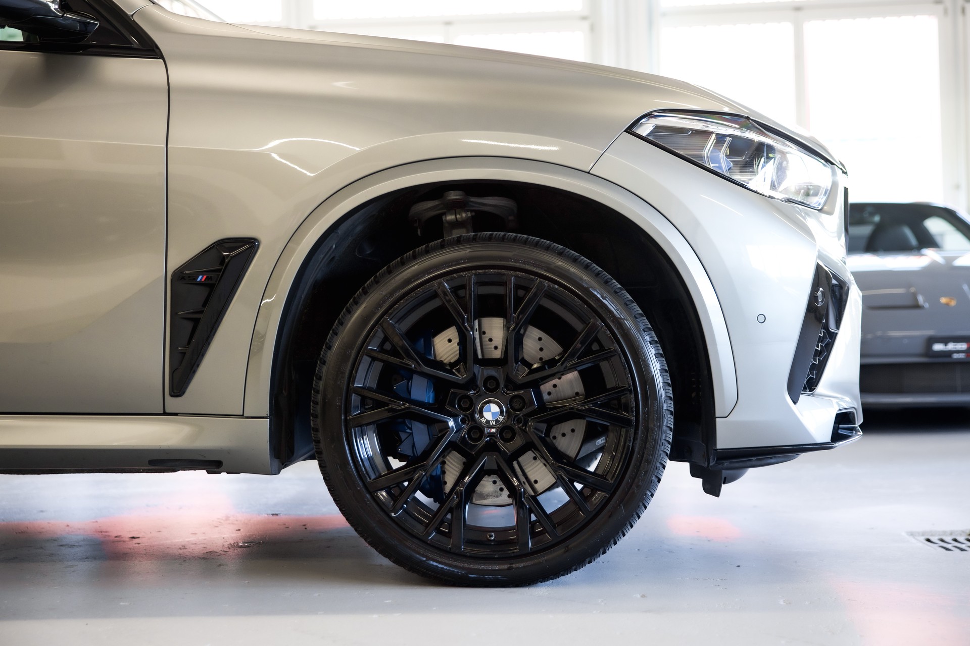 BMW X5M Competition Steptronic Competition *CH-FHZ*-image-8