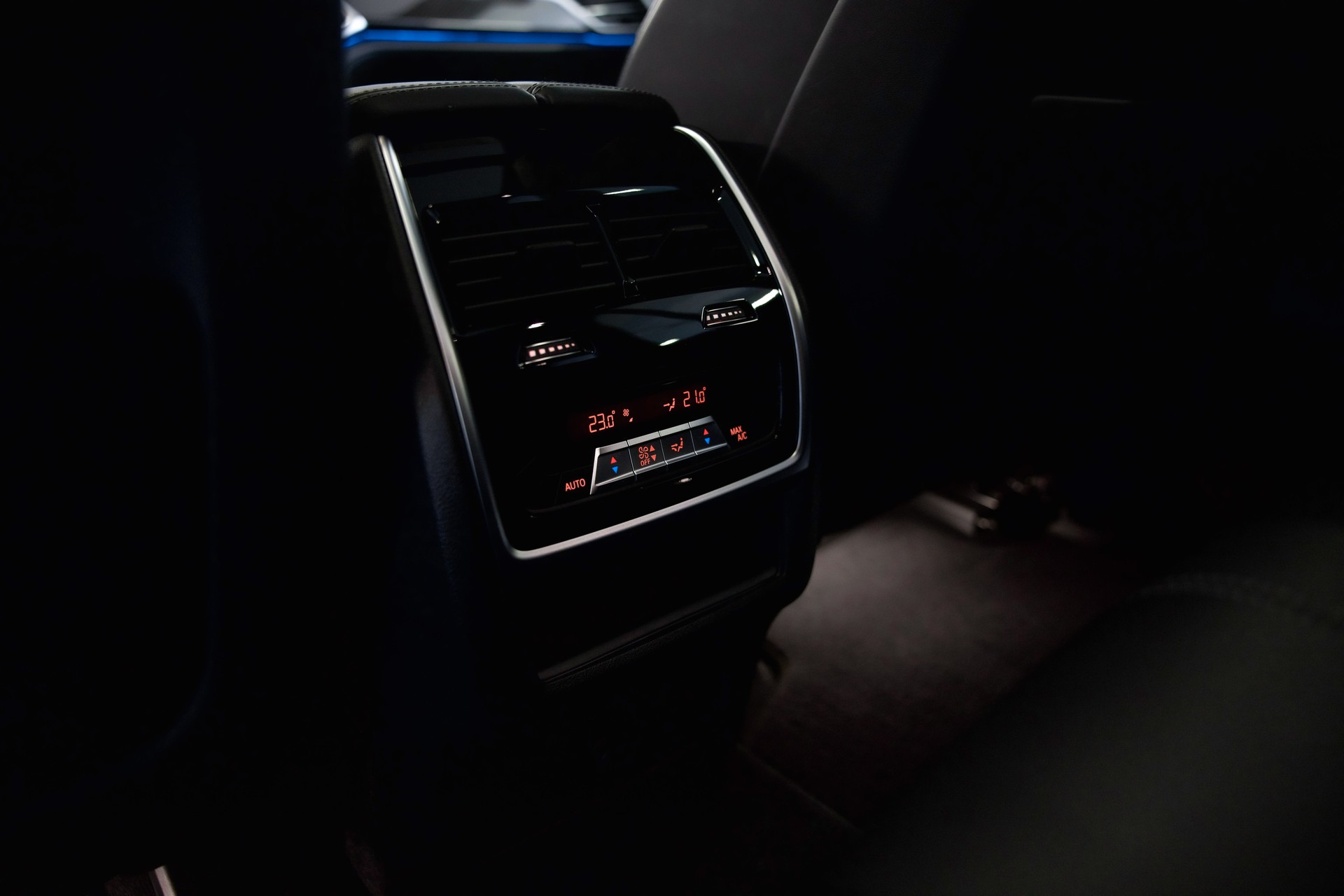 BMW X5M Competition Steptronic Competition *CH-FHZ*-image-24