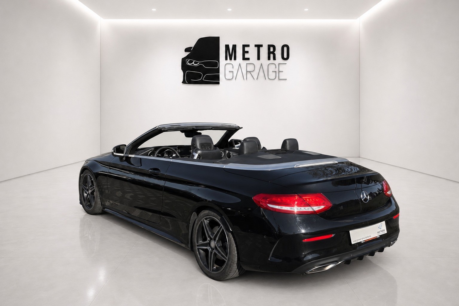 MERCEDES-BENZ C 200 Cabriolet AMG Line 9G-Tronic-showroom-element-2