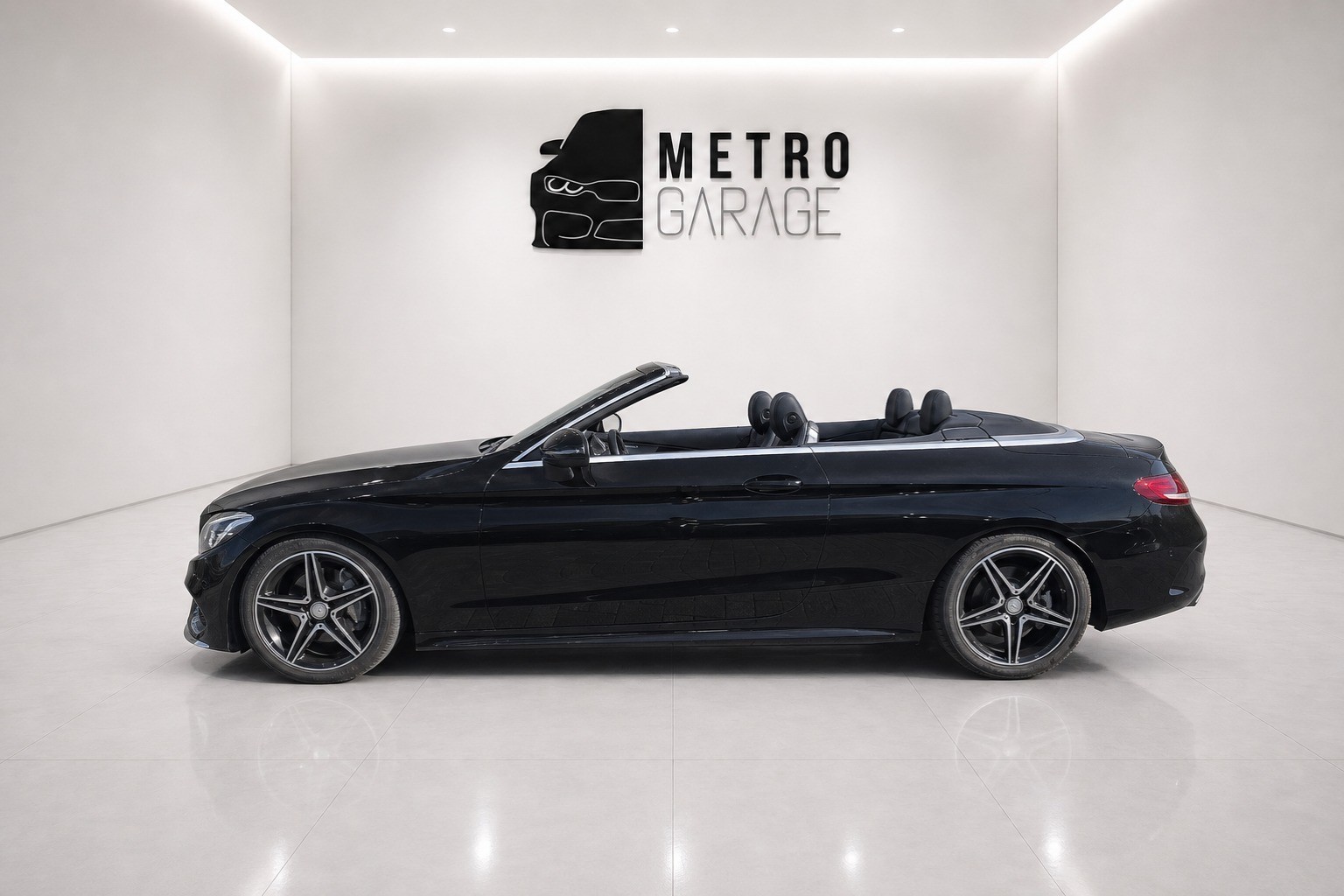 MERCEDES-BENZ C 200 Cabriolet AMG Line 9G-Tronic-showroom-element-1