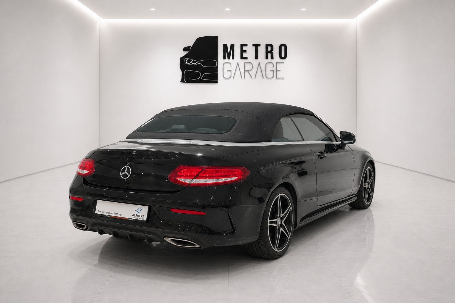 MERCEDES-BENZ C 200 Cabriolet AMG Line 9G-Tronic-image-10