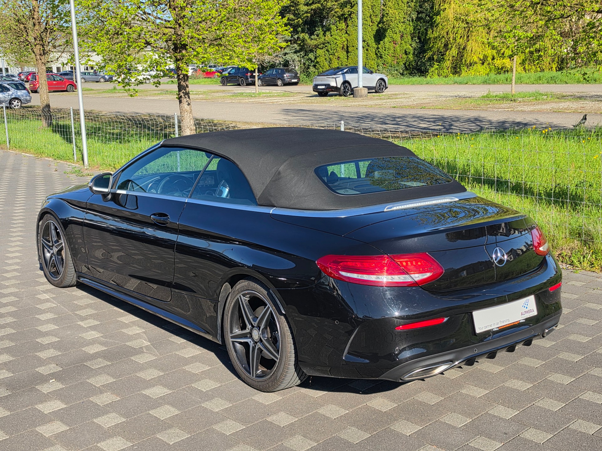 MERCEDES-BENZ C 200 Cabriolet AMG Line 9G-Tronic-image-21