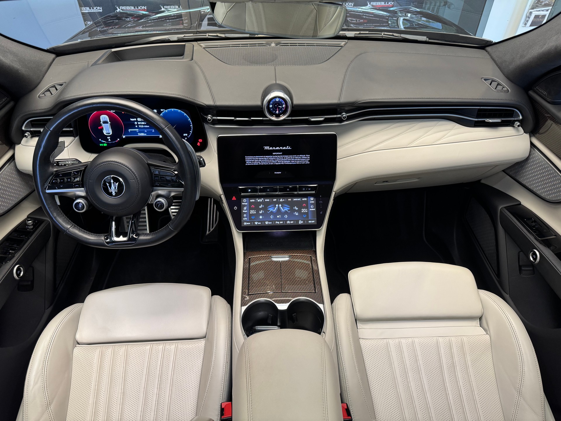 MASERATI Grecale 2.0 MHEV Modena Hybrid Automatica-image-10