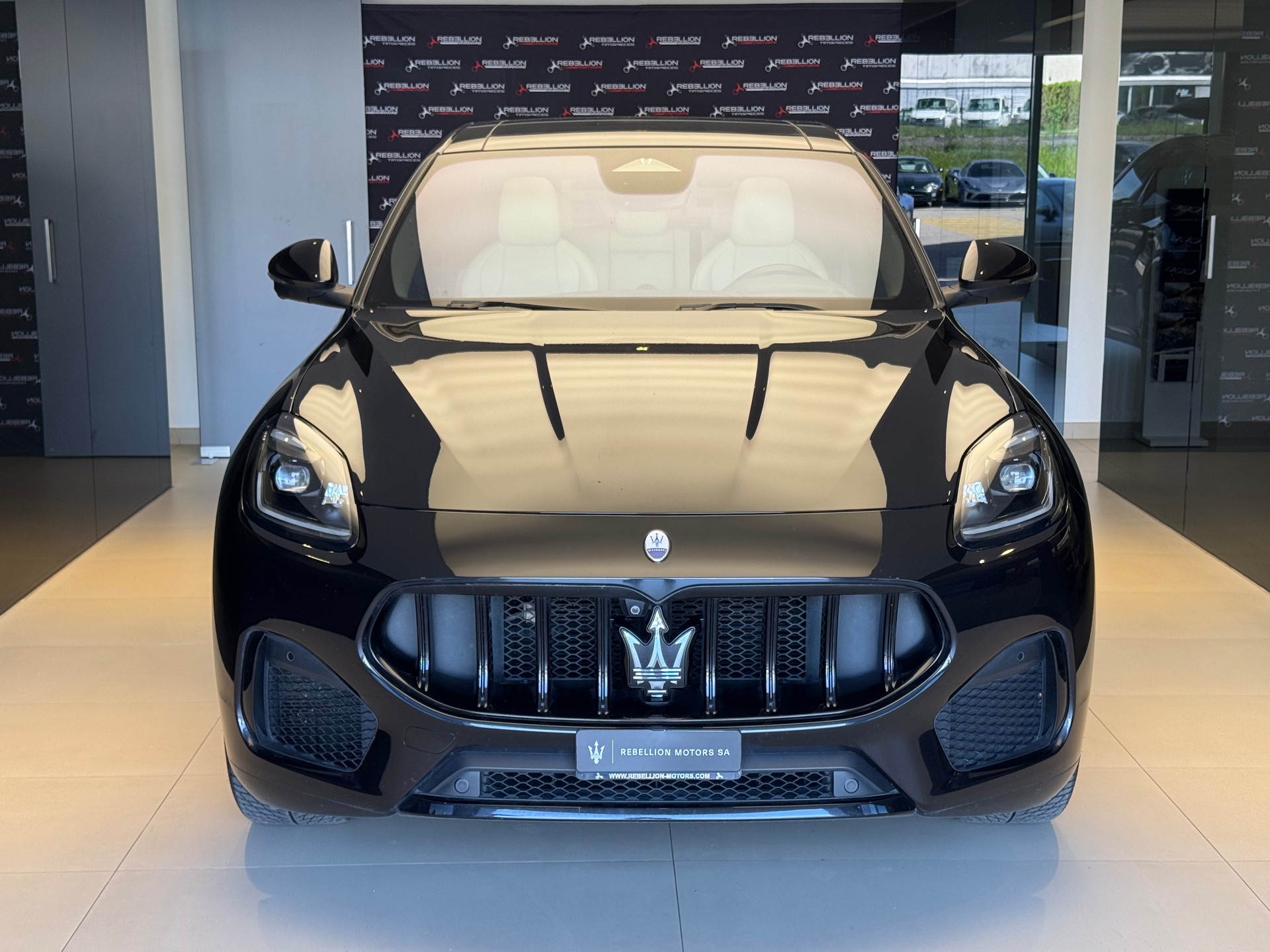 MASERATI Grecale 2.0 MHEV Modena Hybrid Automatica-image-1