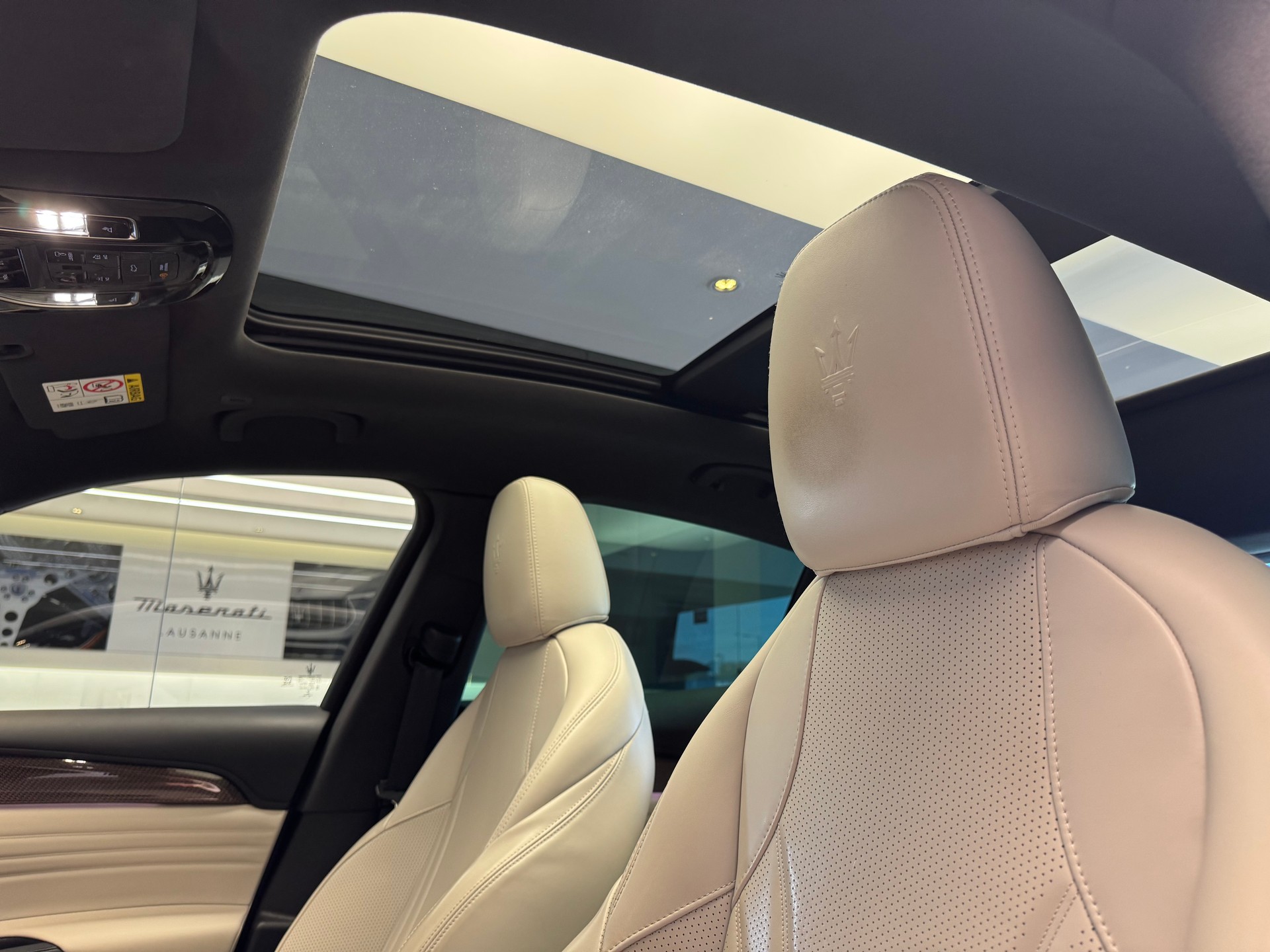 MASERATI Grecale 2.0 MHEV Modena Hybrid Automatica-image-11