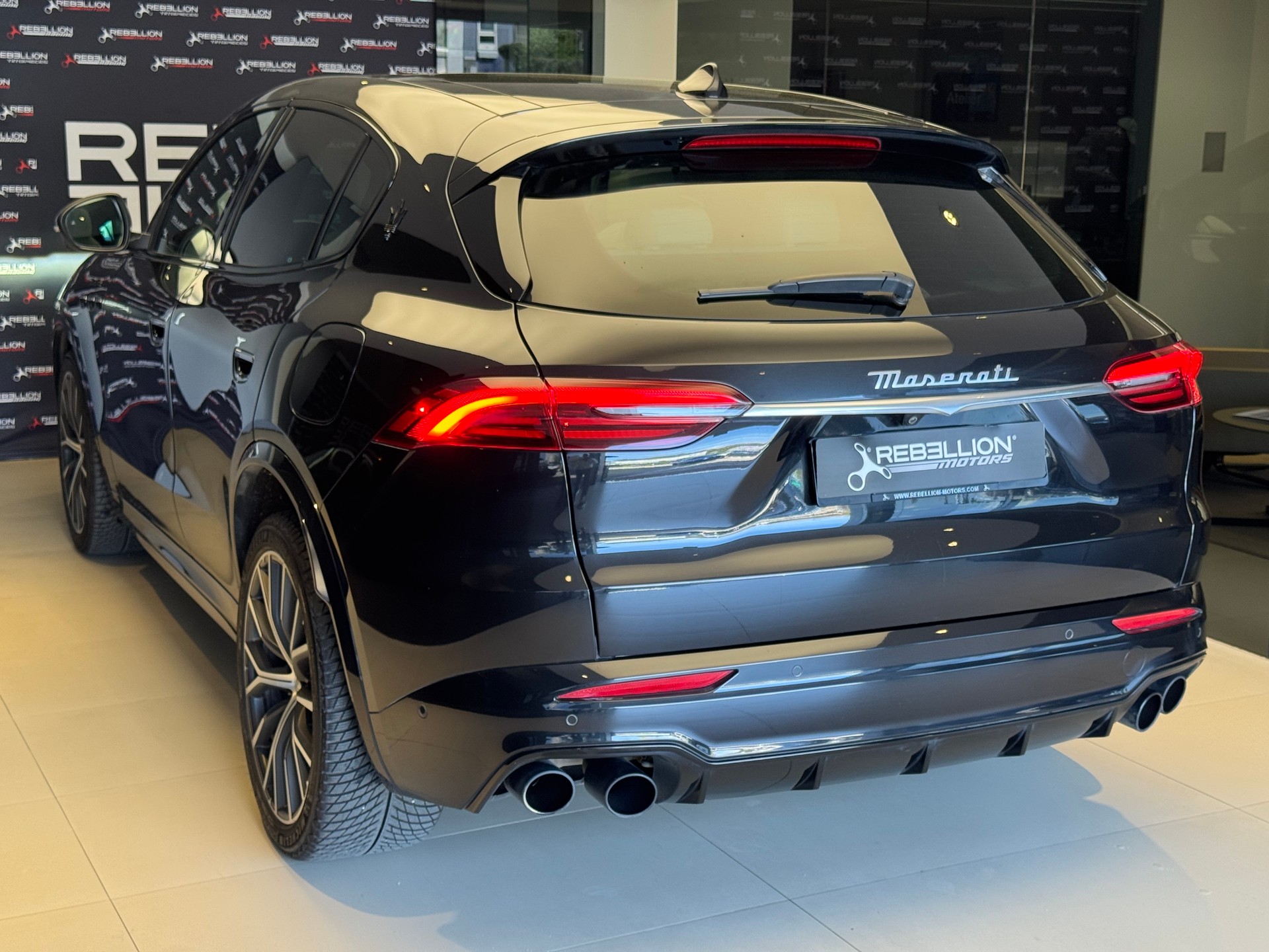 MASERATI Grecale 2.0 MHEV Modena Hybrid Automatica-image-6